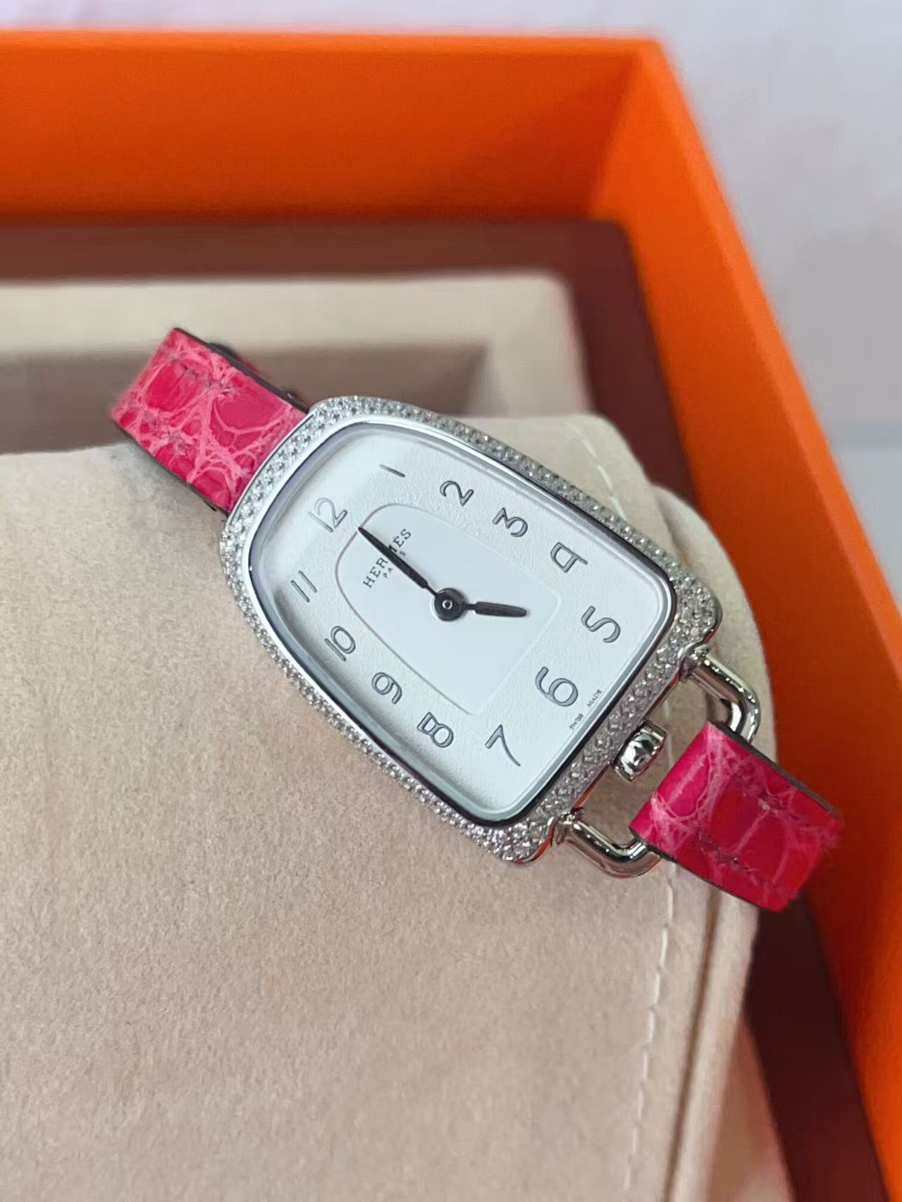 Herm&egrave;s W053767WW00