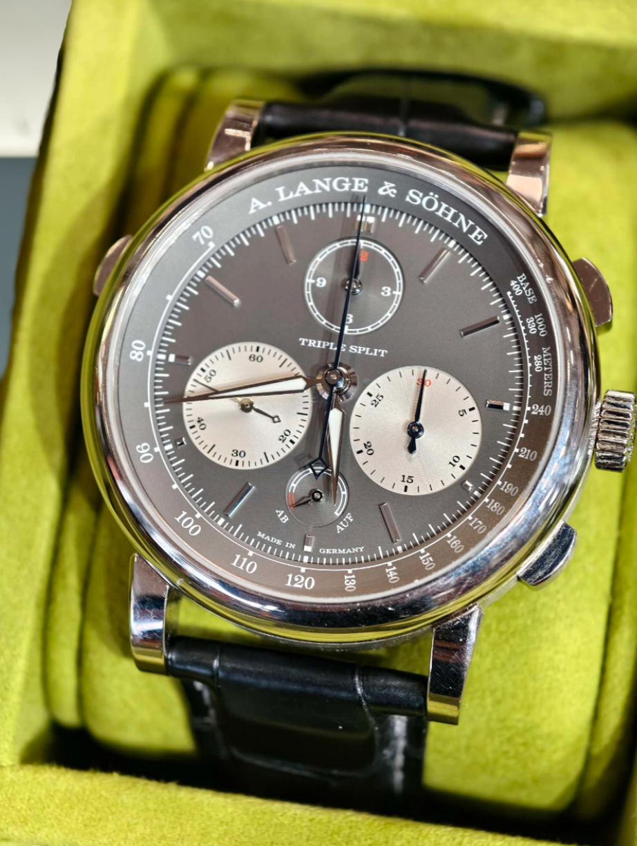 A. Lange & S&ouml;hne 424.038 detail 2