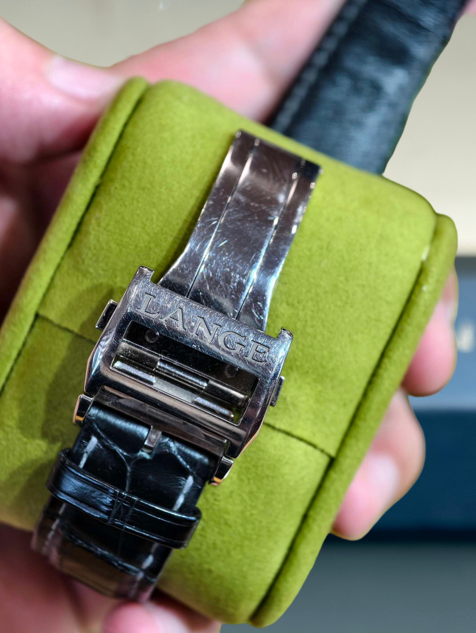 A. Lange & S&ouml;hne 424.038 detail 5