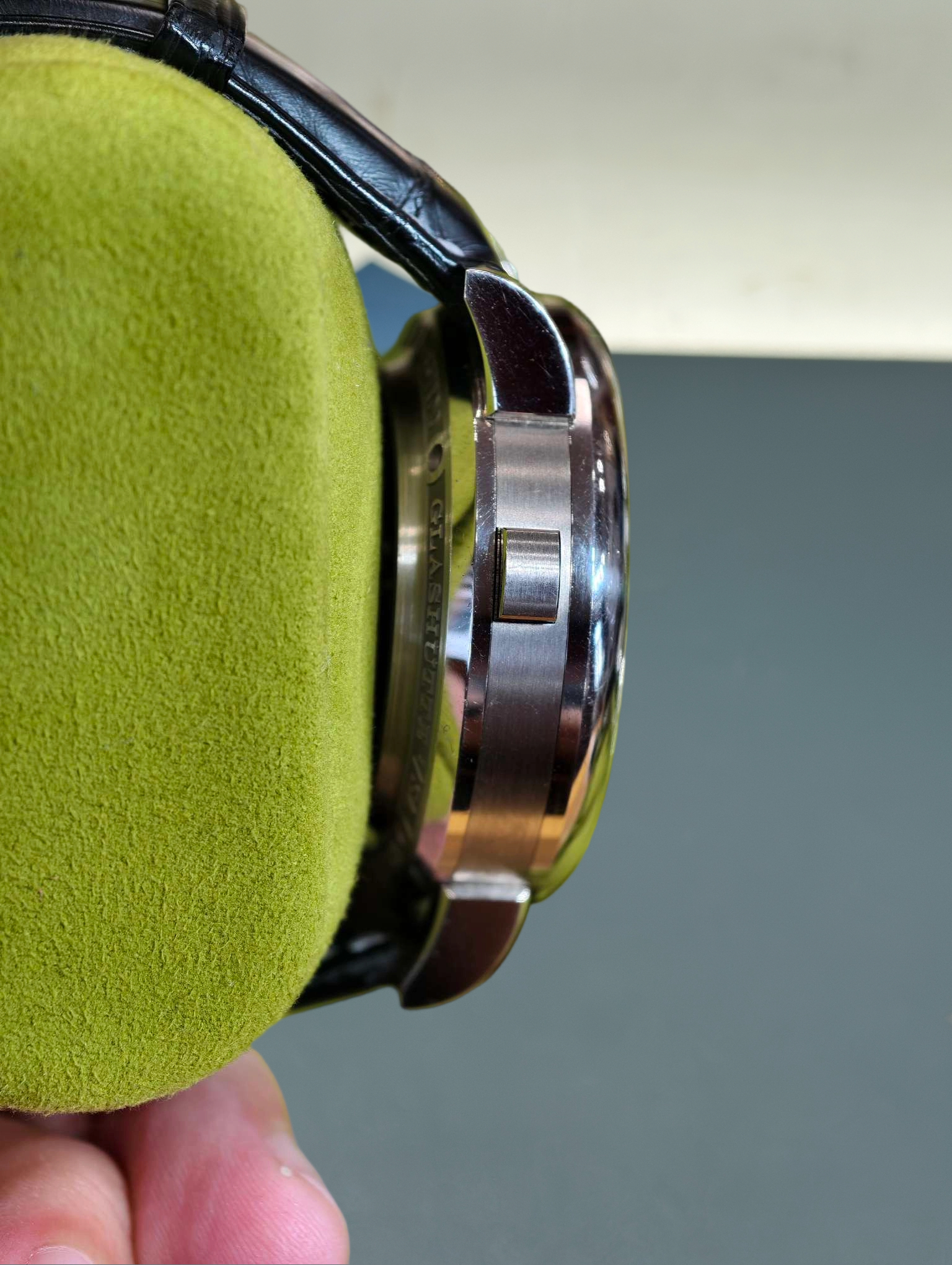 A. Lange & S&ouml;hne 424.038 detail 4