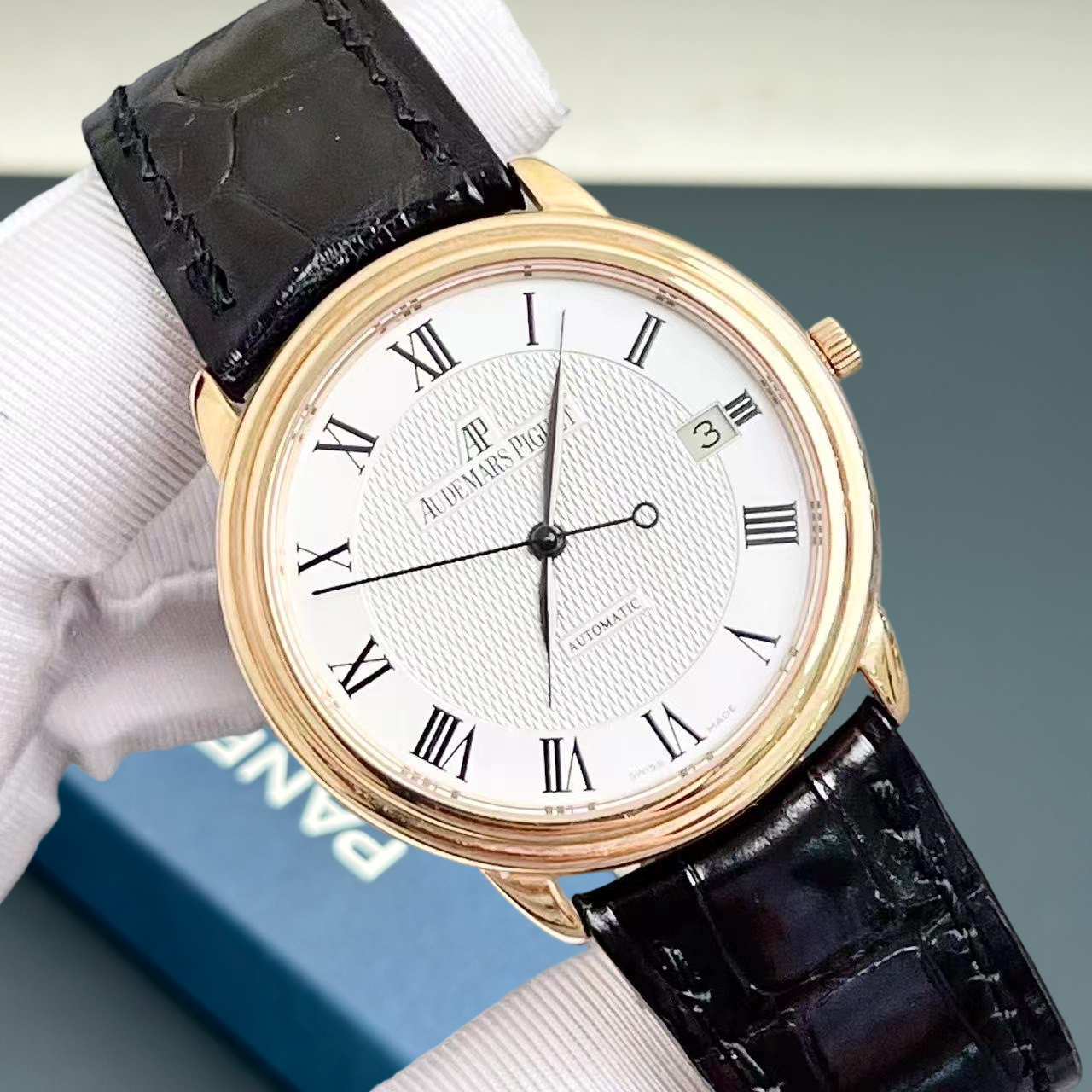 Audemars Piguet 15138OR.OO.A001CR.01 detail 1