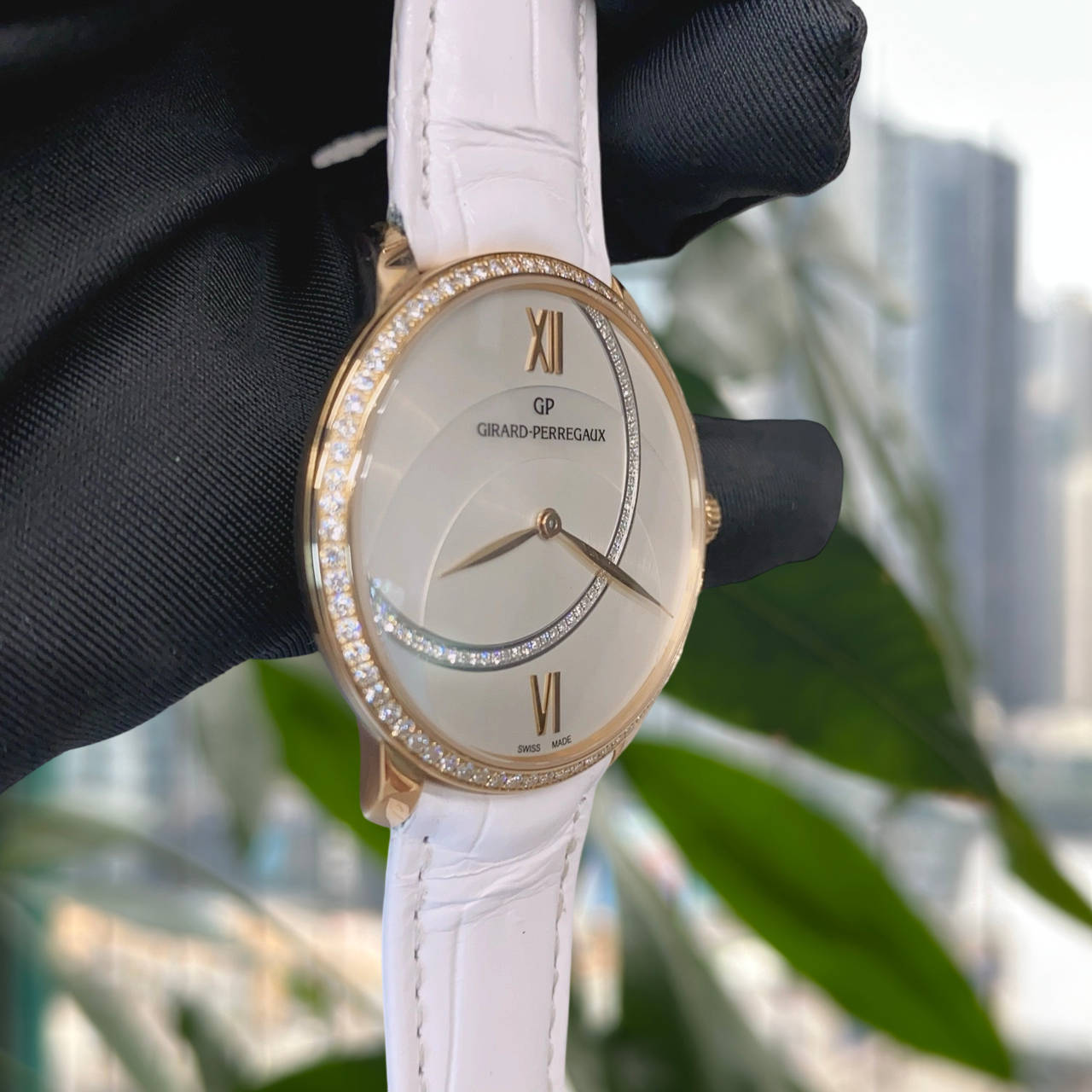 Girard Perregaux 49525D52ABD2 detail 2