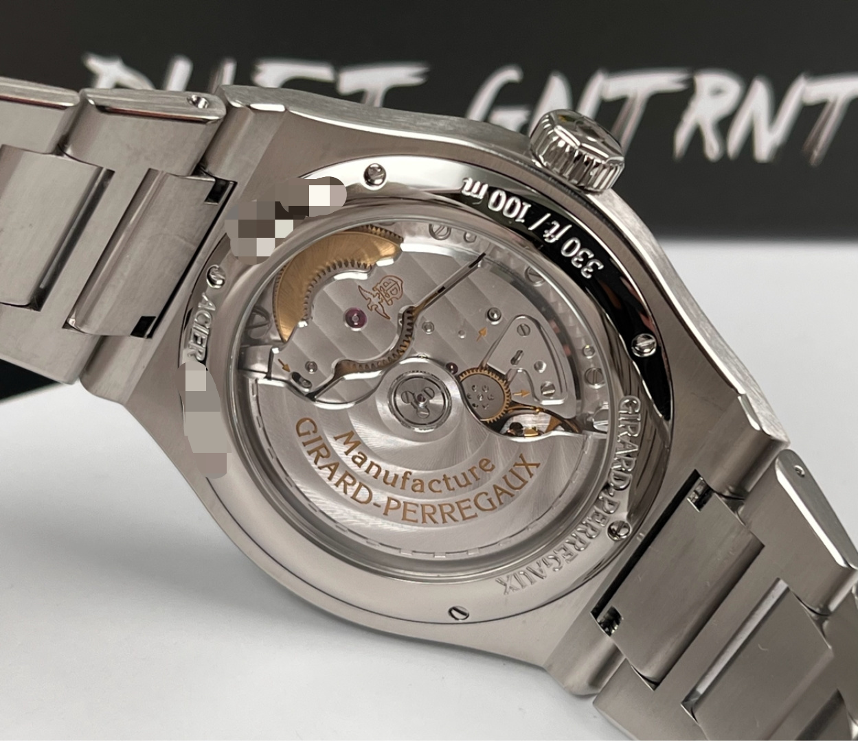 Girard Perregaux 81010-11-431-11A detail 5