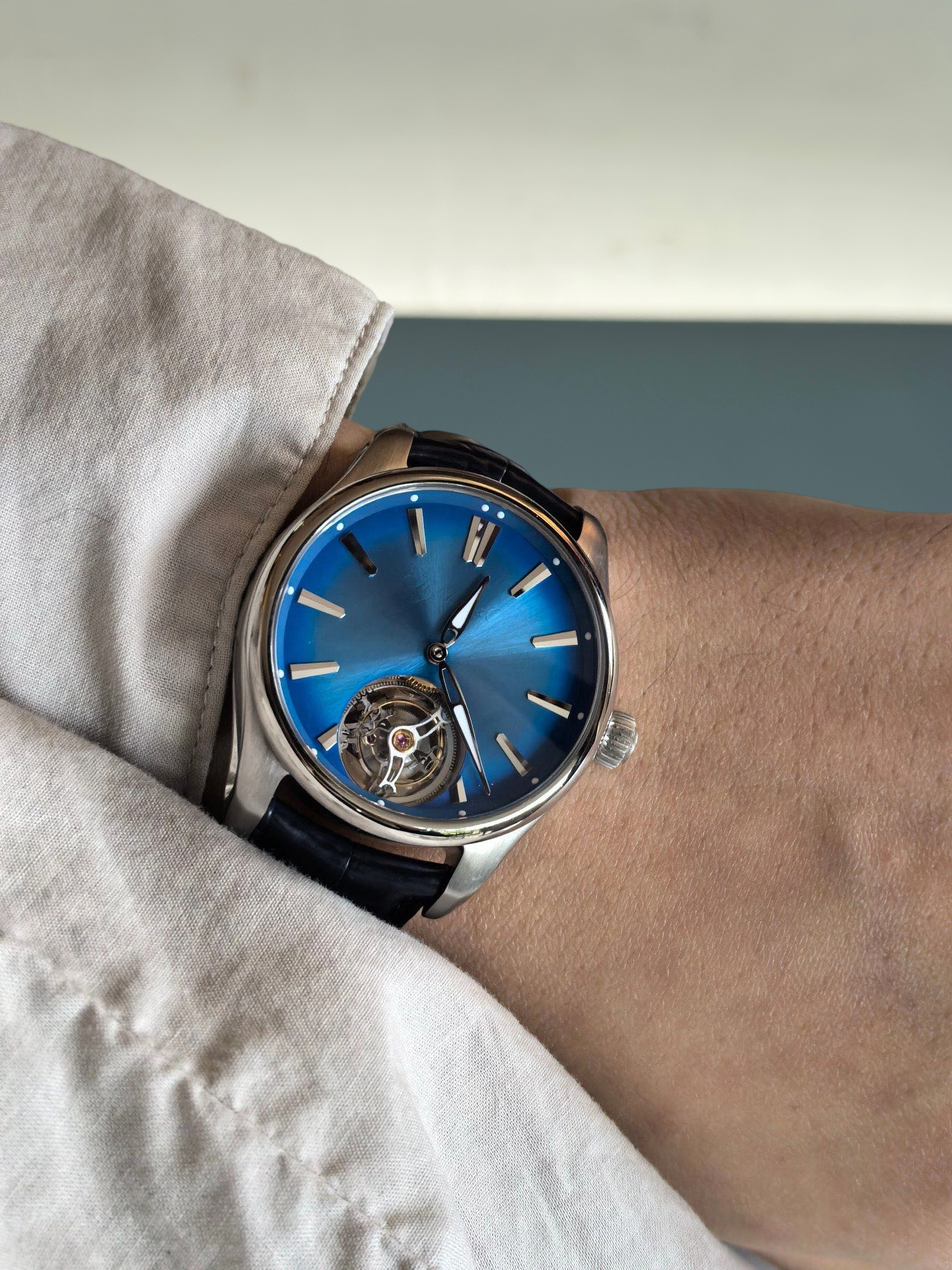 H.Moser & Cie() 3804-1208
