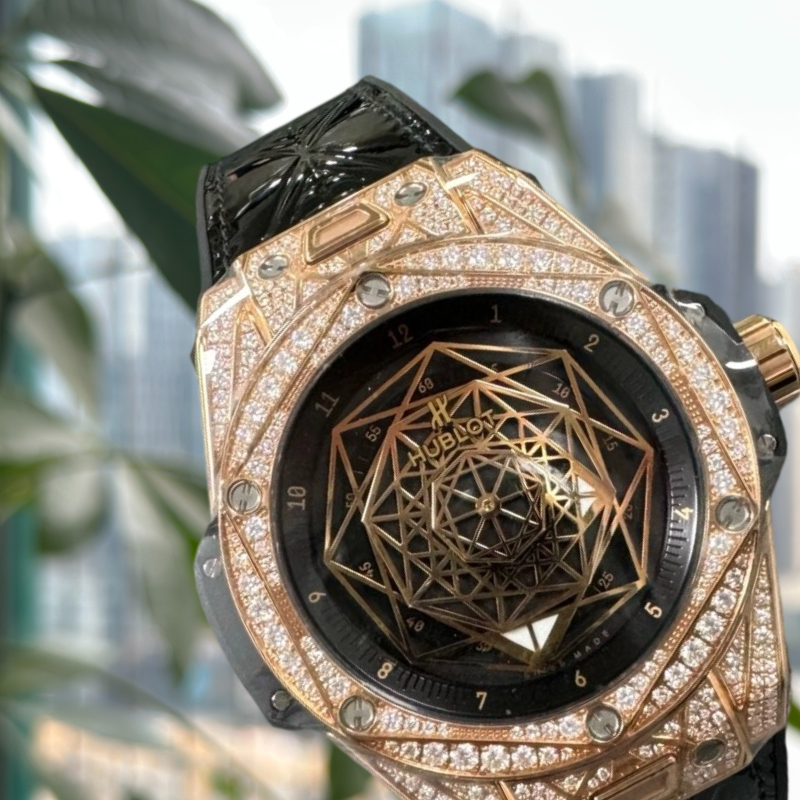 Hublot 465.OS.1118.VR.1704.MXM18 detail 1