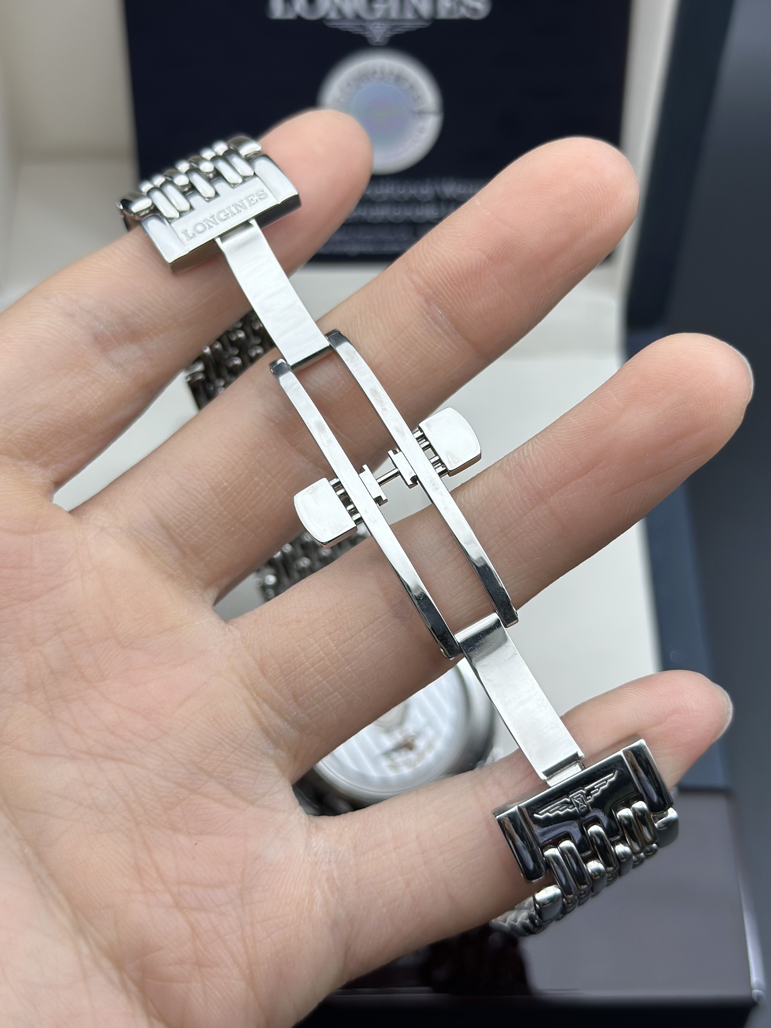 Longines L4.860.4.92.6 detail 5