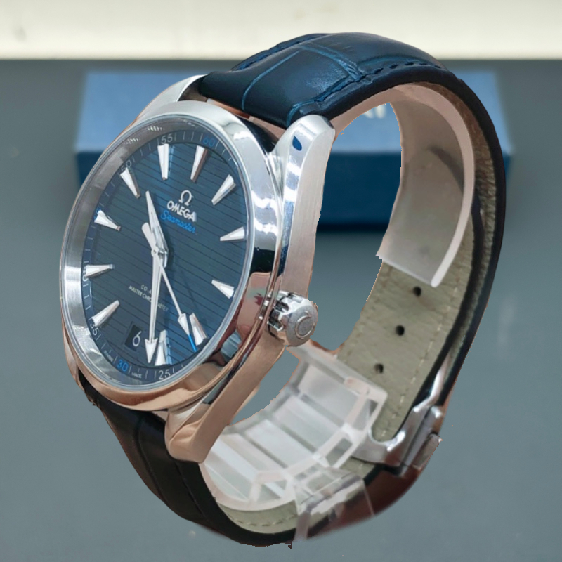 Omega 220.13.41.21.03.001 detail 3