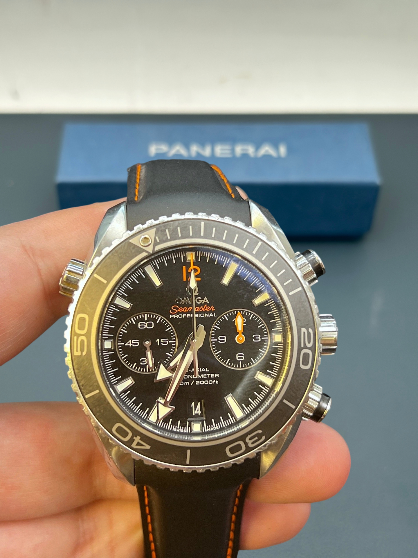 Omega 232.32.46.51.01.005 detail 1