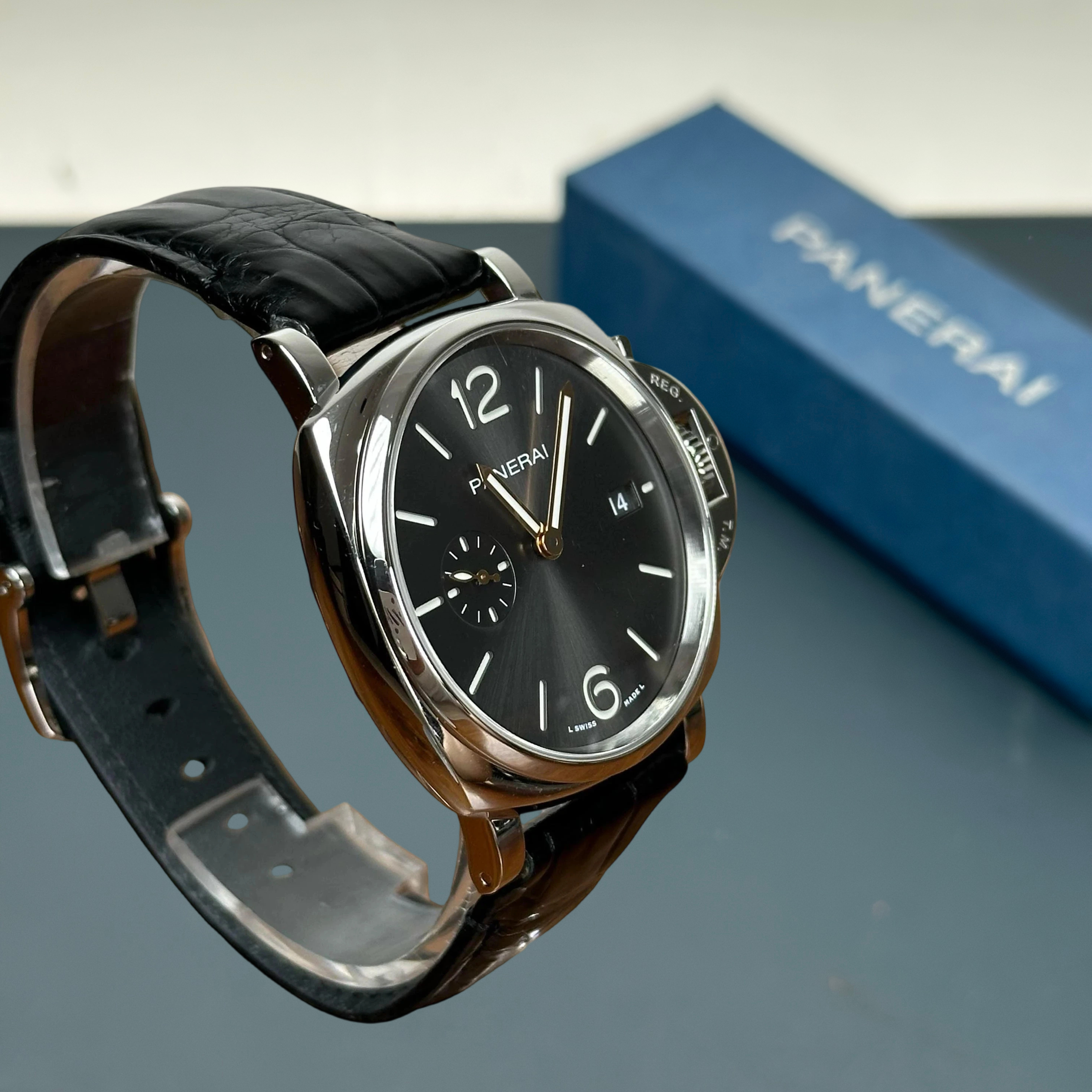Panerai 01250 detail 3