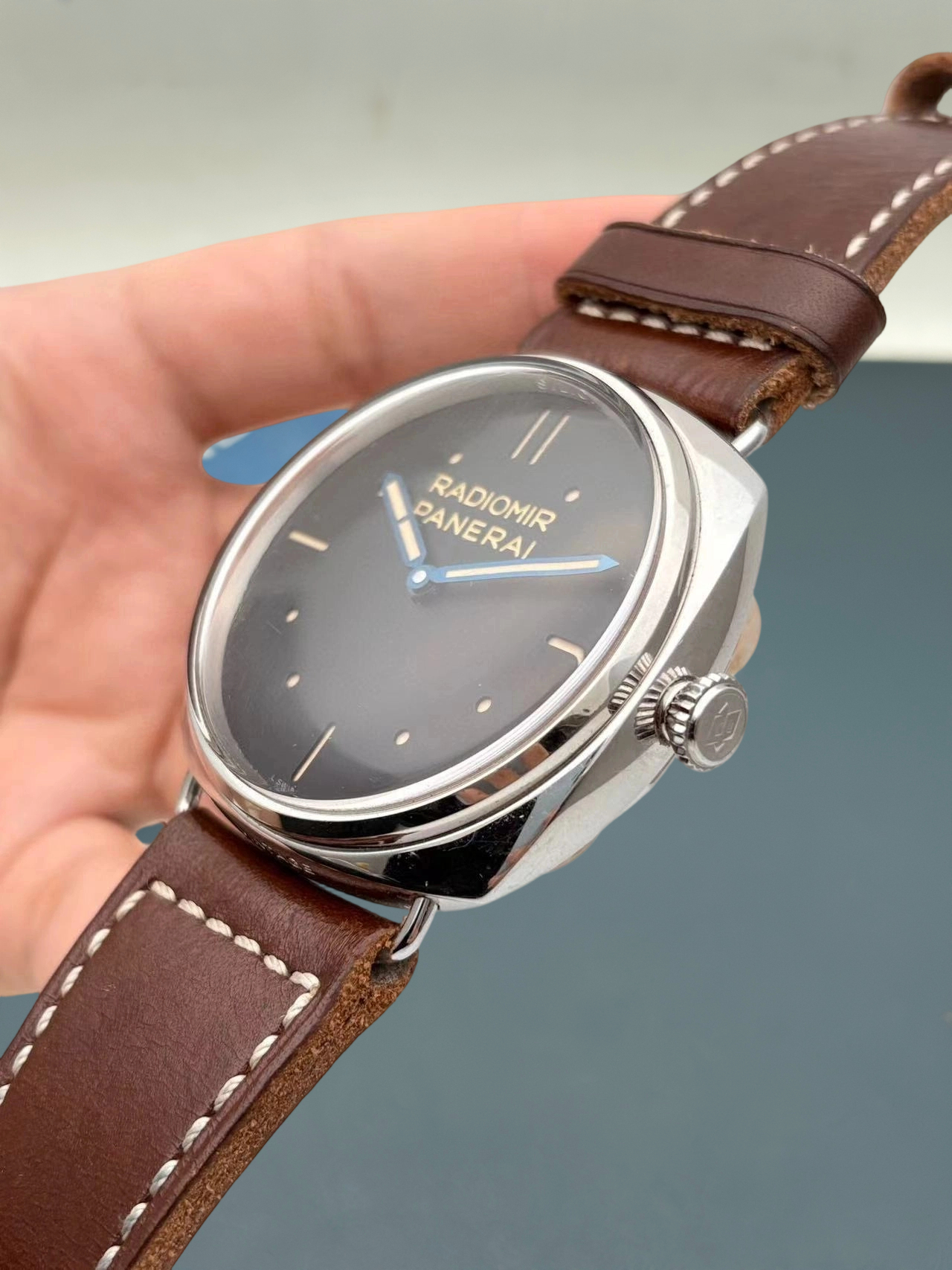Panerai PAM00449 detail 2