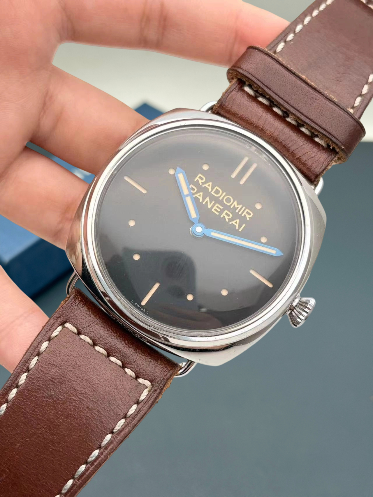 Panerai PAM00449 detail 3