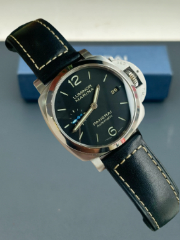 Panerai PAM02392 detail 4