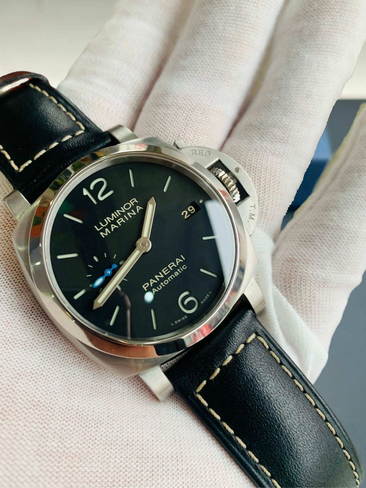 Panerai PAM02392 detail 2