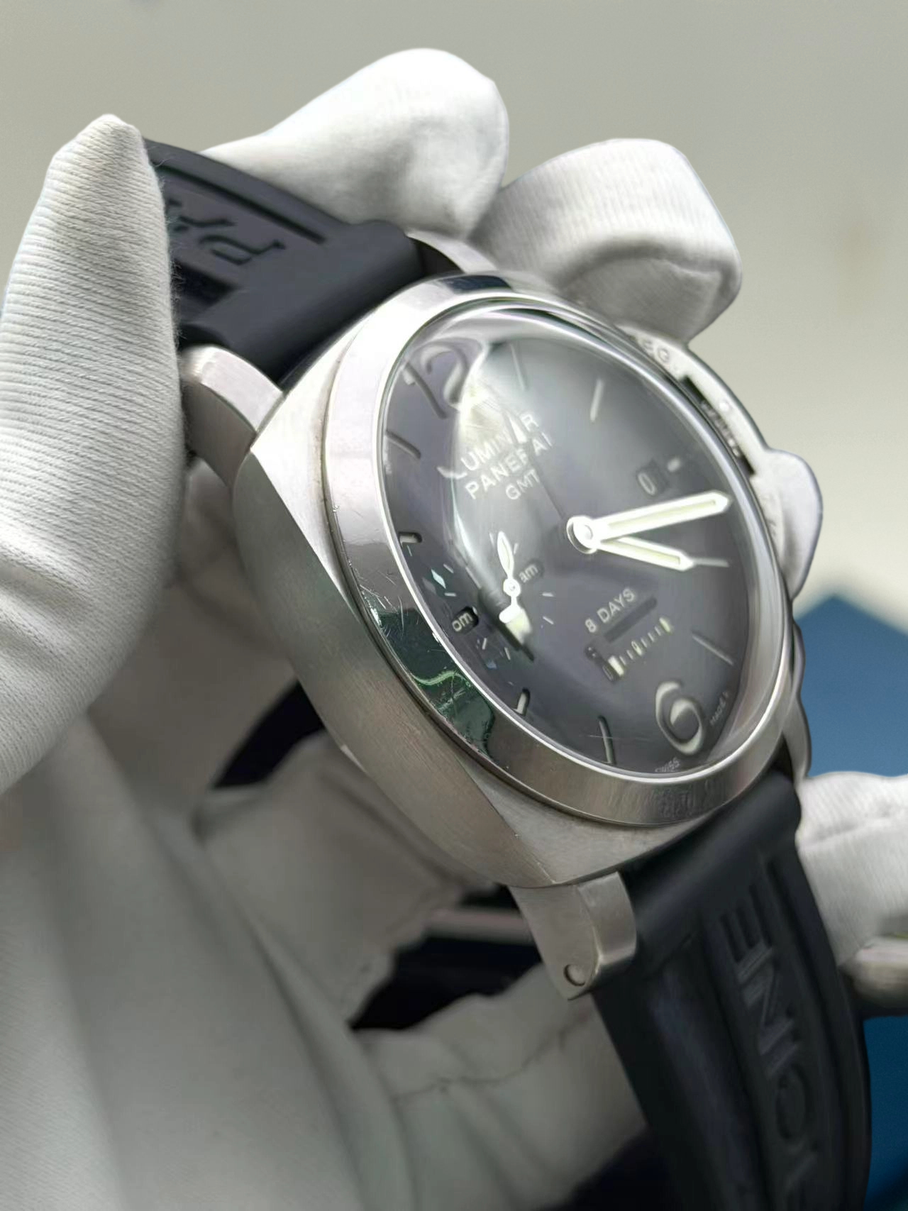 Panerai pam00233 detail 2