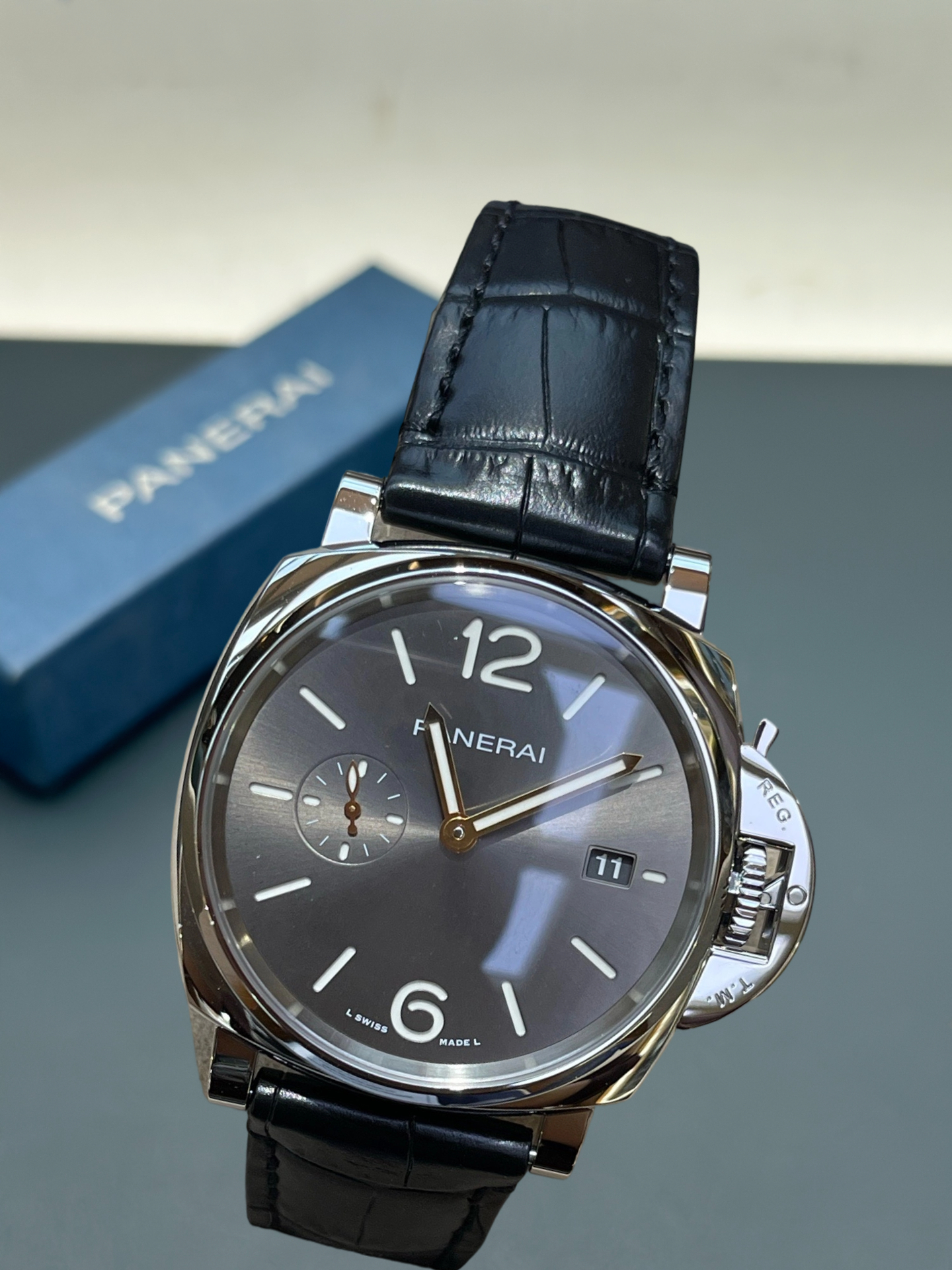 Panerai pam01671 detail 1