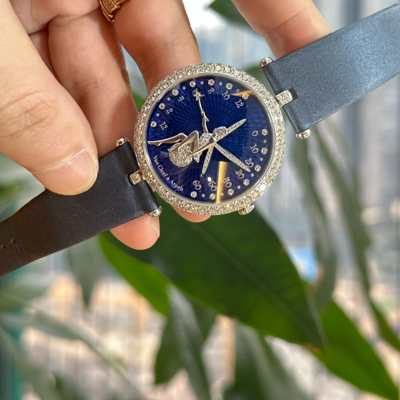 Van Cleef & Arpels VCARO8T500 detail 3