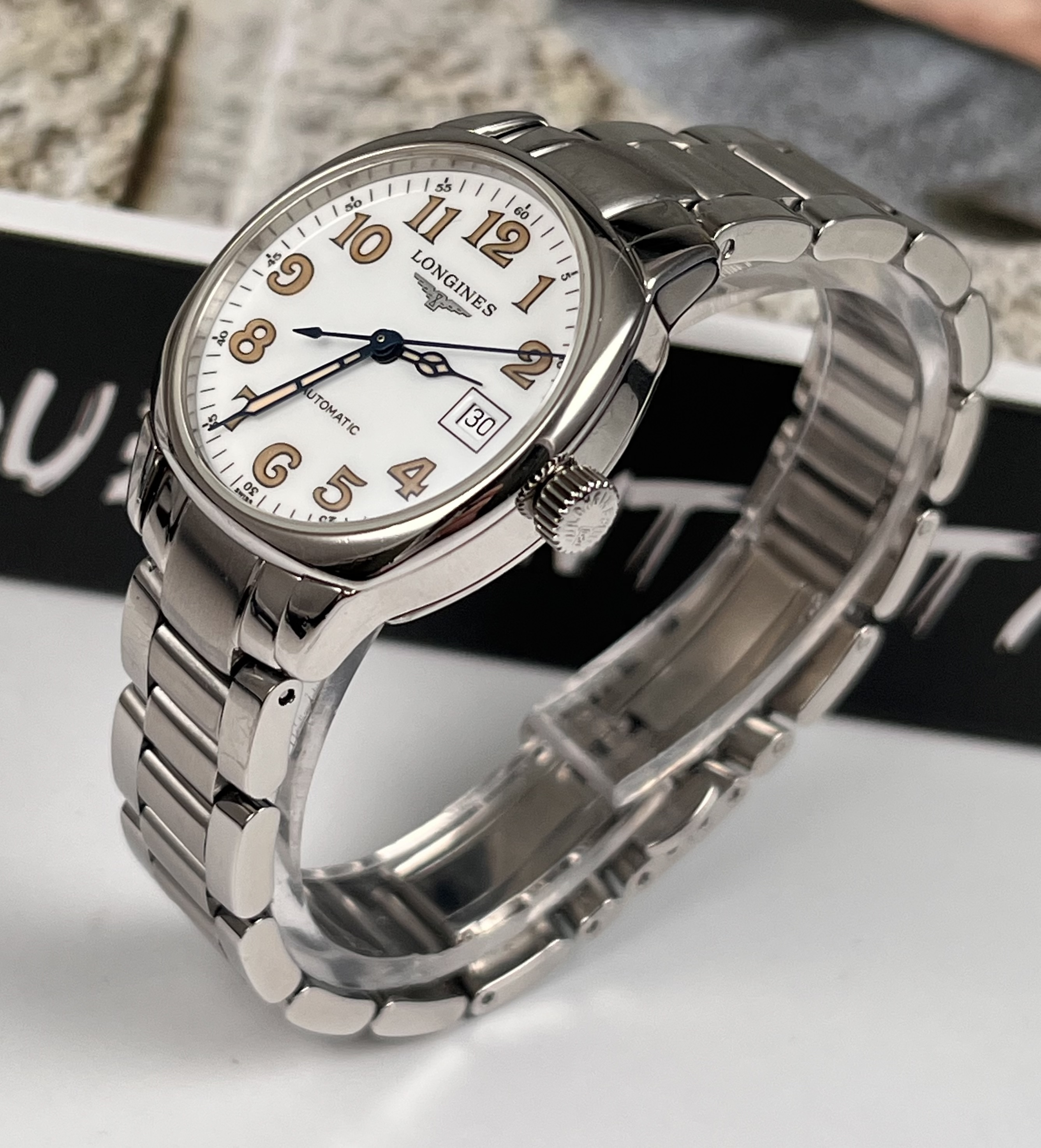 Longines L2.196.4.53.6 detail 4