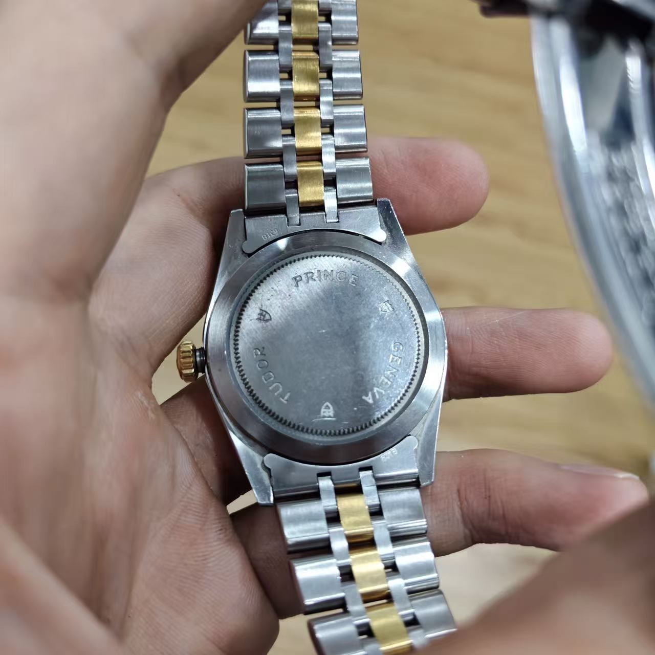 Tudor m76213-0010 detail 3