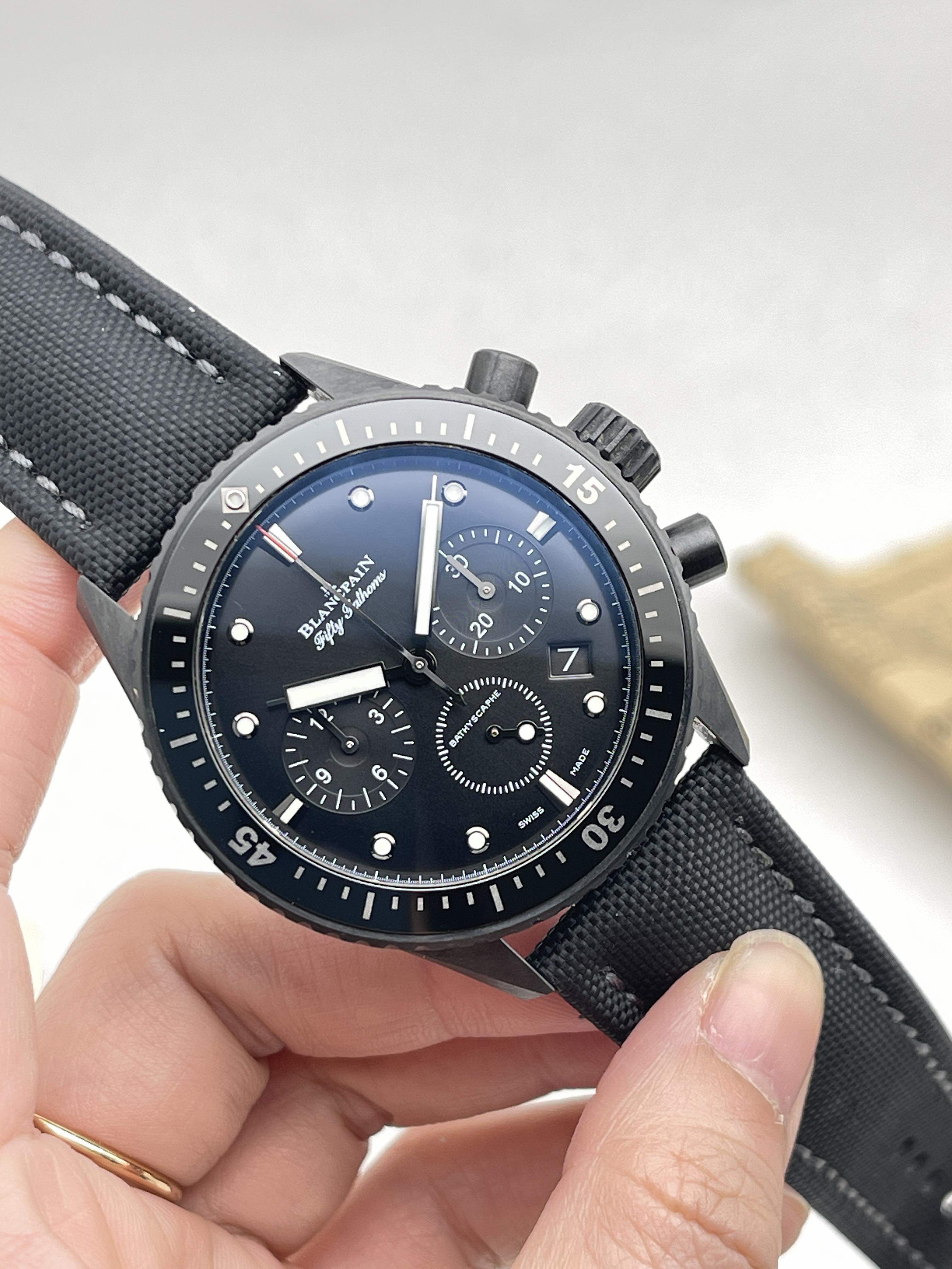 Blancpain 5200-0130-B52A detail 1