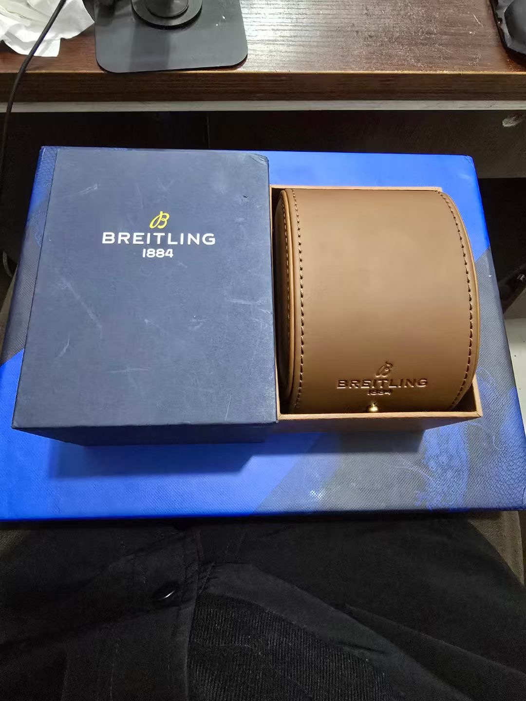 Breitling UB2010121B1A1 detail 5