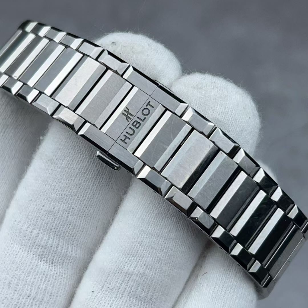 Hublot 451.NX.1170.NX detail 6