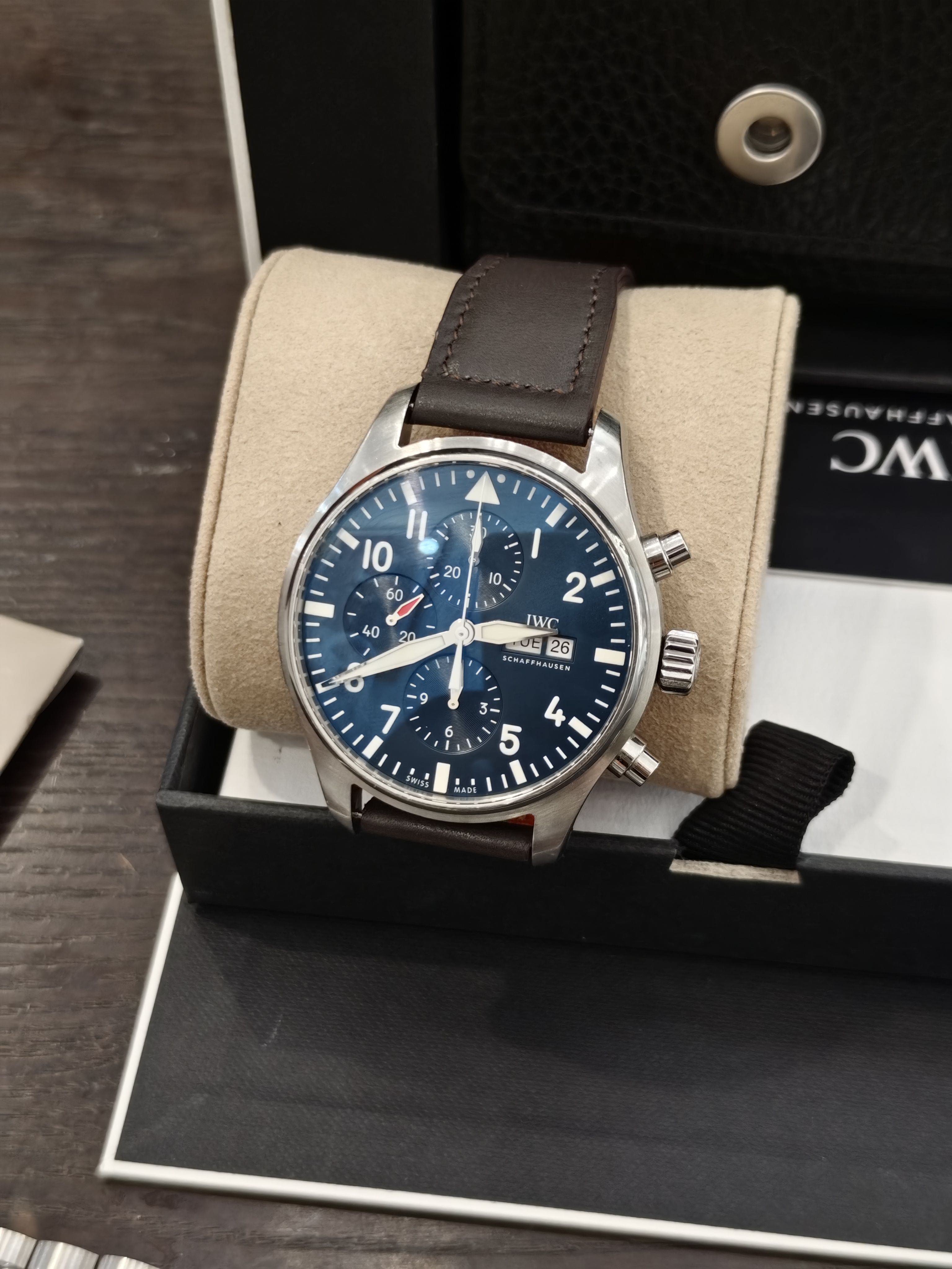 IWC IW377714 detail 1