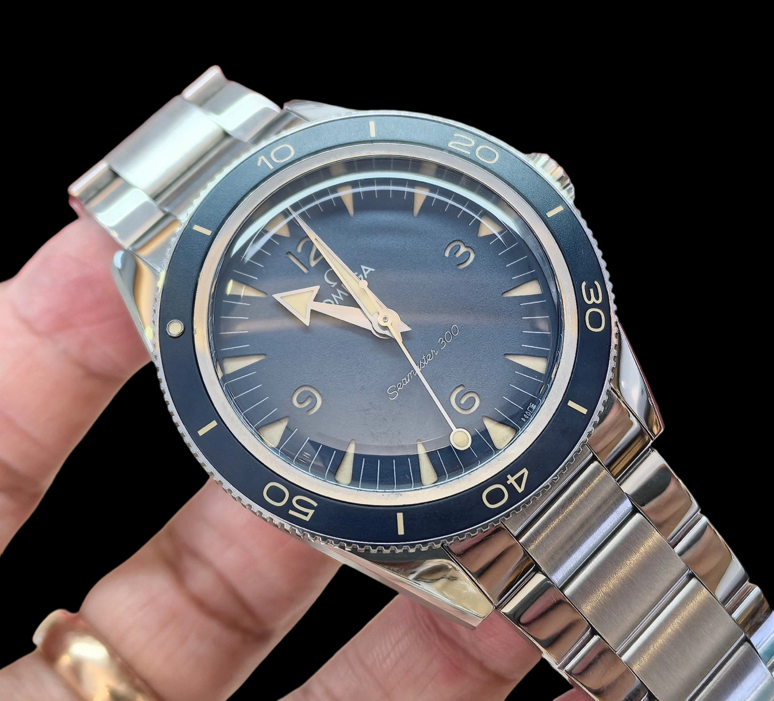 Omega 234.30.41.21.03.001