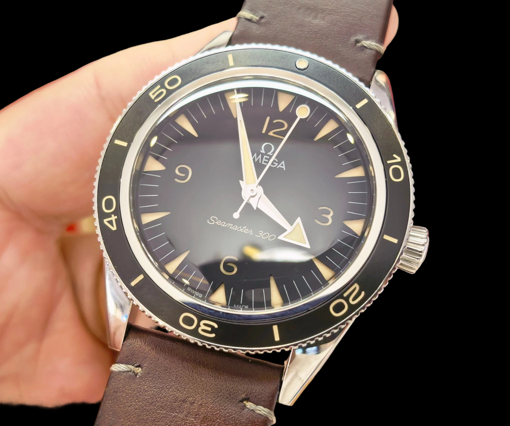 Omega 234.32.41.21.01.001 detail 1