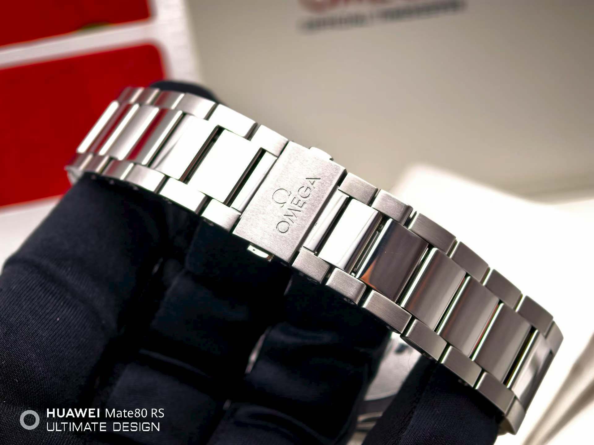Omega 522.10.41.21.04.001 detail 6