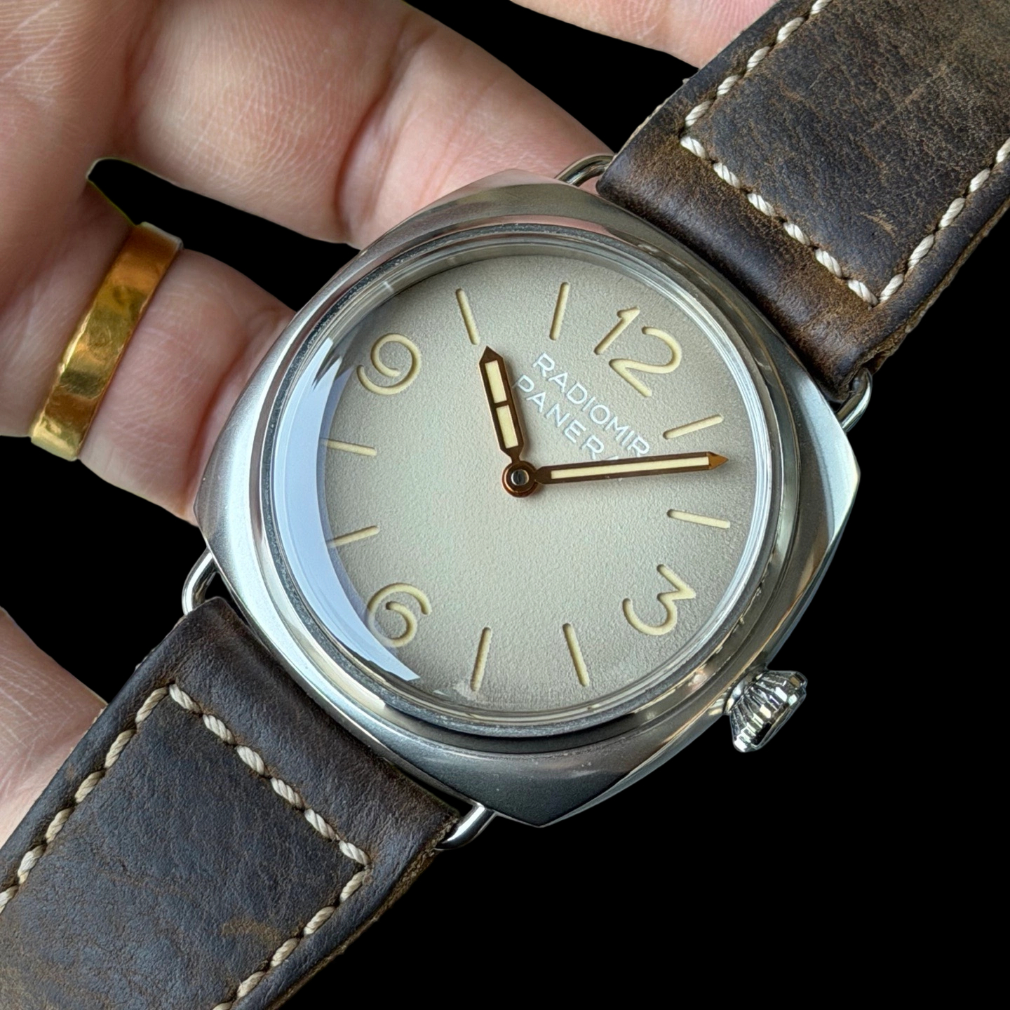 Panerai PAM01350 detail 2