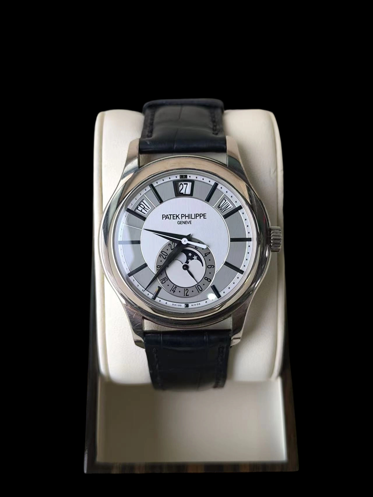 Patek Philippe 5205G-001