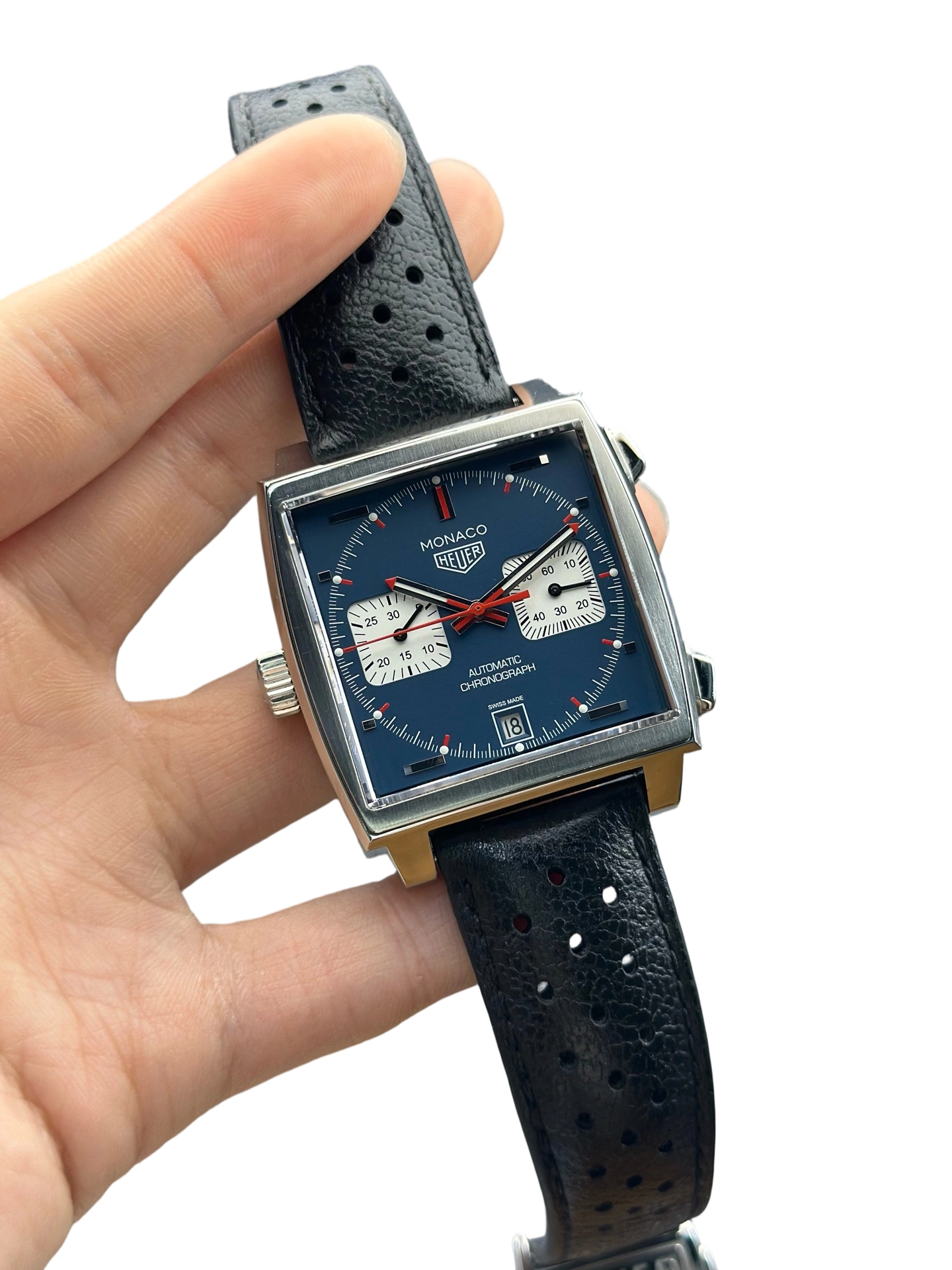 TAG Heuer CAW211P.FC6356 detail 1
