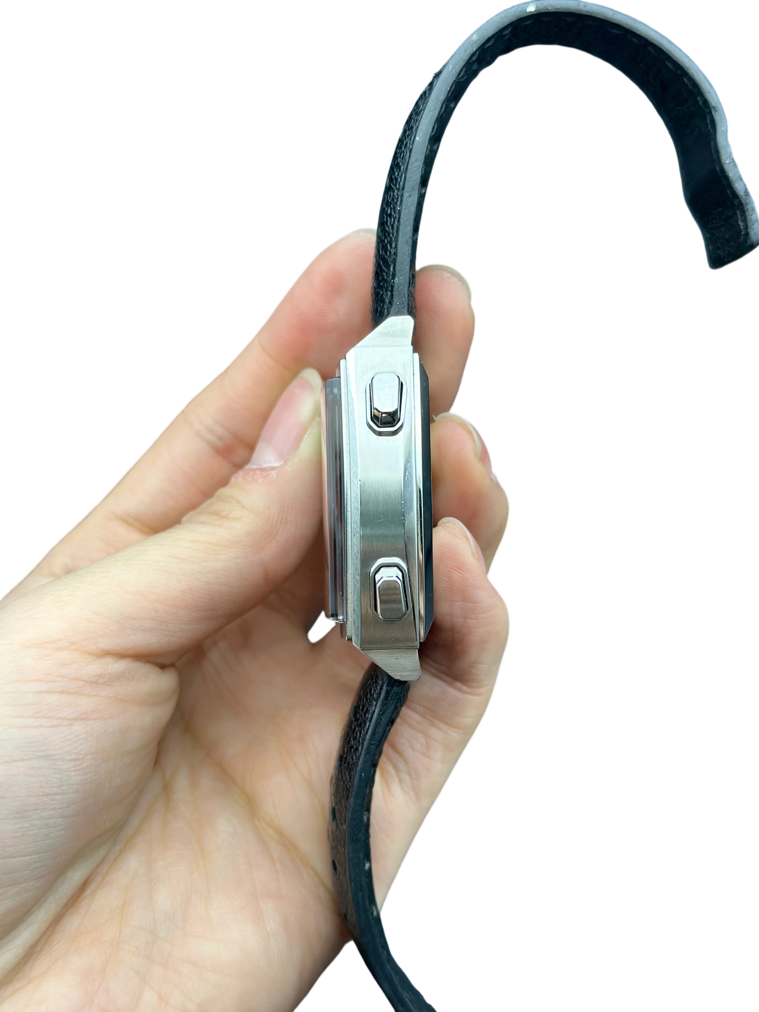 TAG Heuer CAW211P.FC6356 detail 3