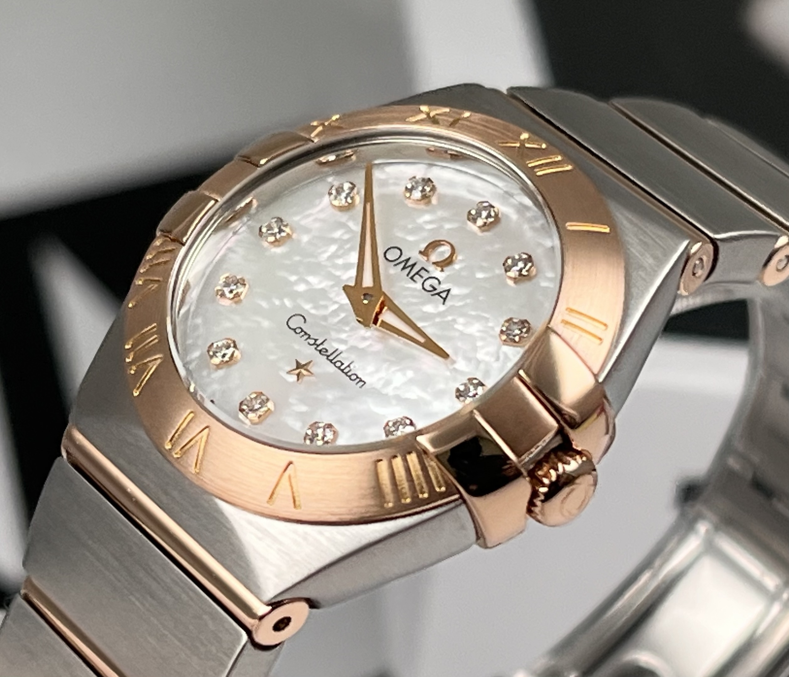 Omega 123.20.24.60.55.001 detail 4