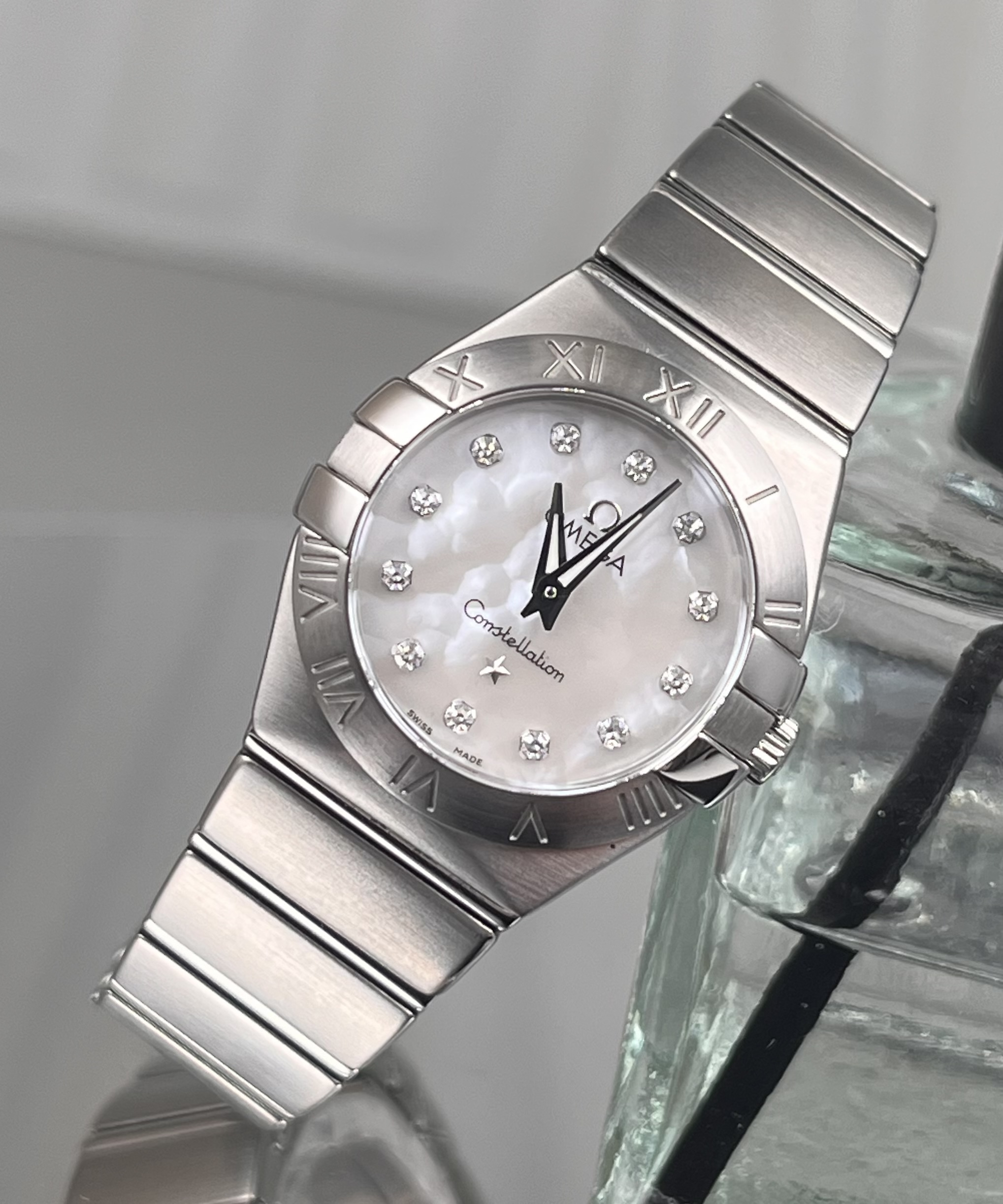 Omega 123.10.24.60.55.001 detail 1