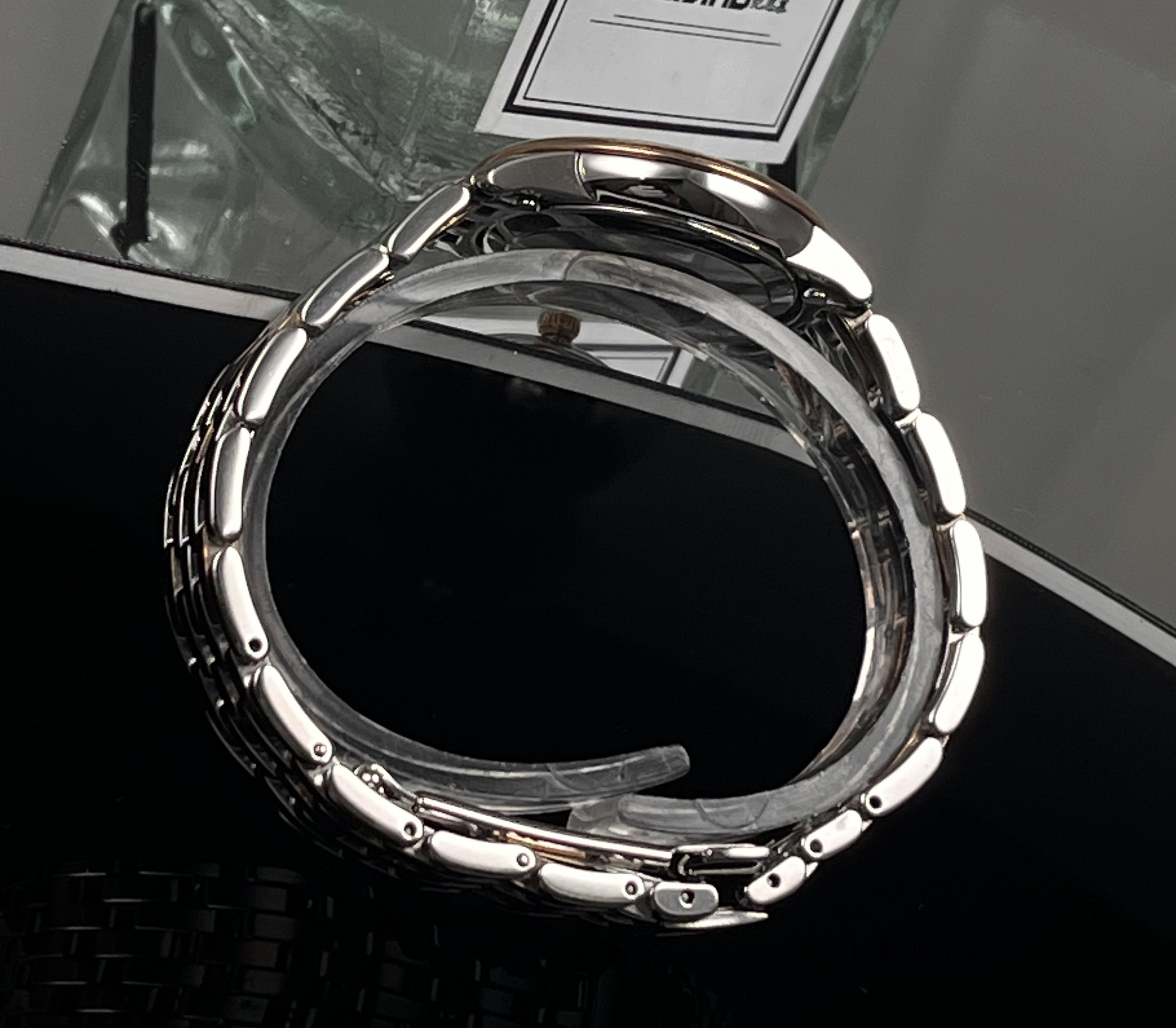 Omega 424.20.27.60.52.002 detail 5