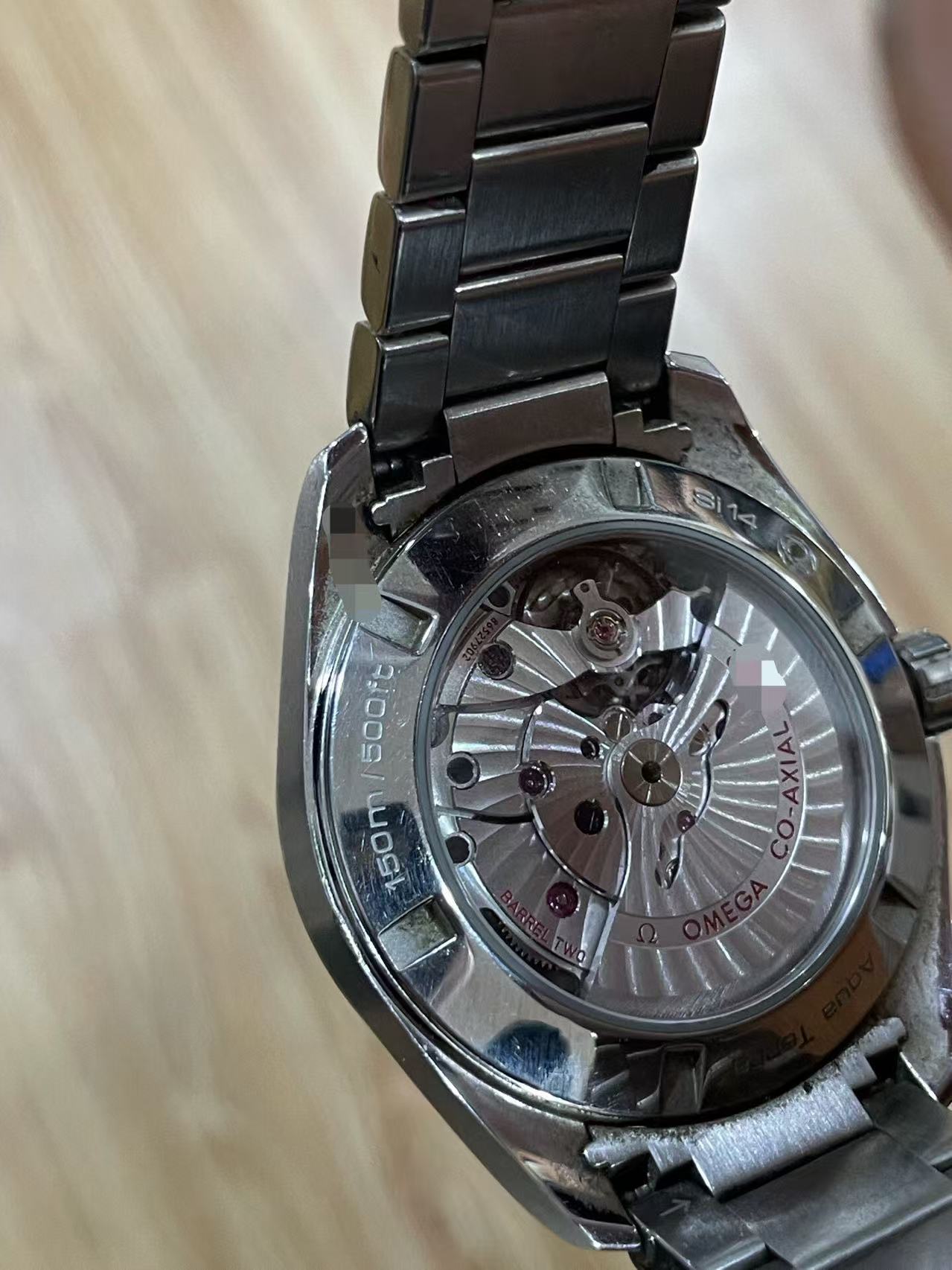 Omega 231.10.42.22.01.001 detail 4