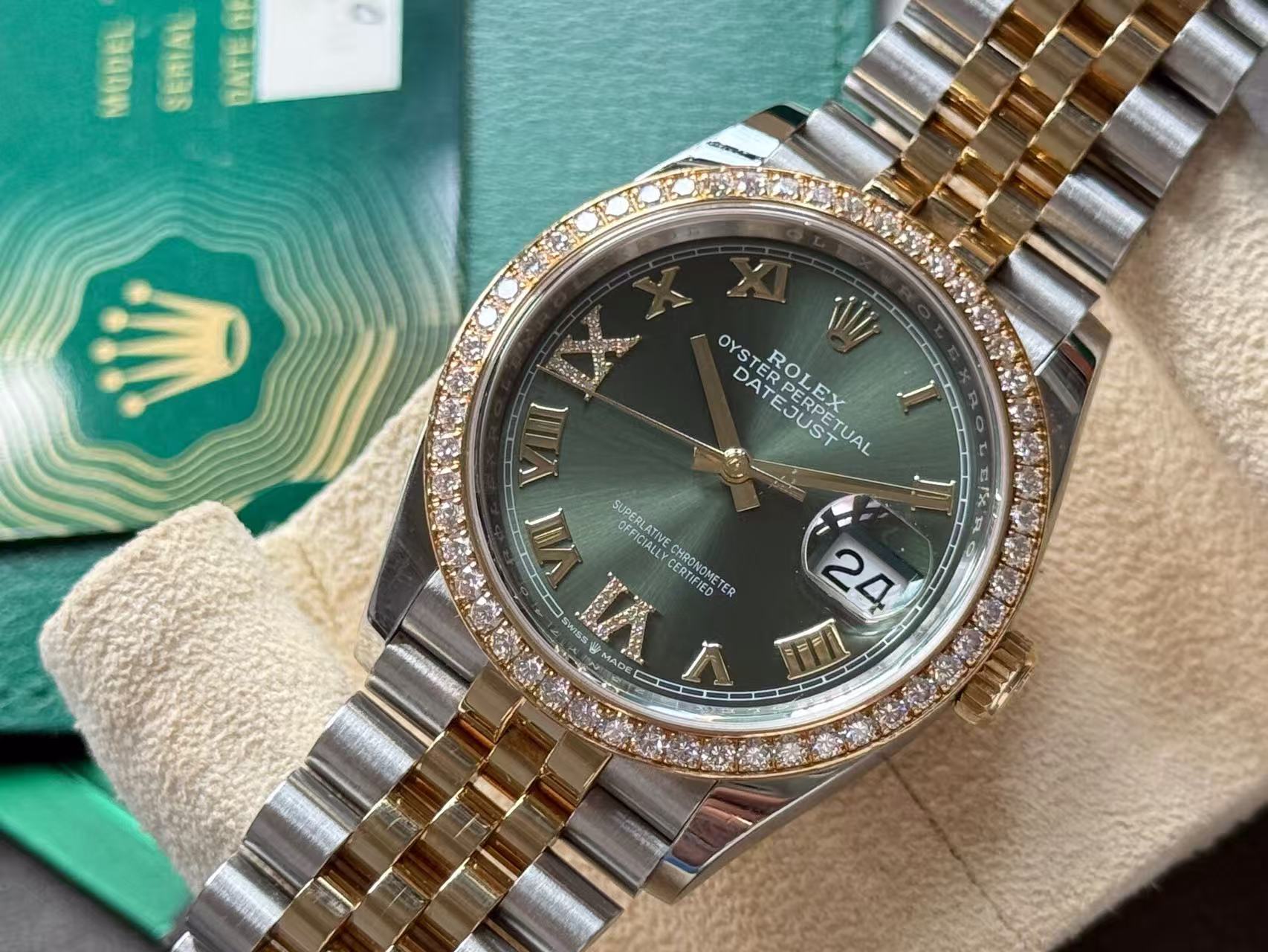 Rolex m126283rbr-0011 detail 1