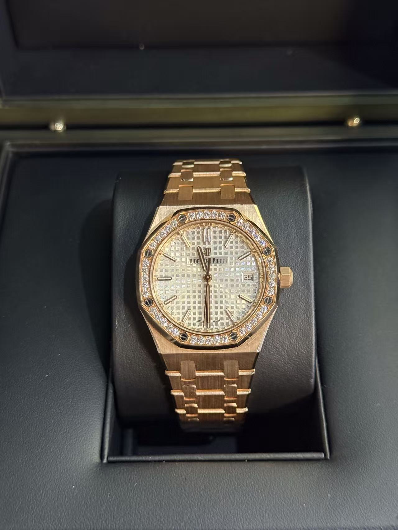Audemars Piguet 77351or