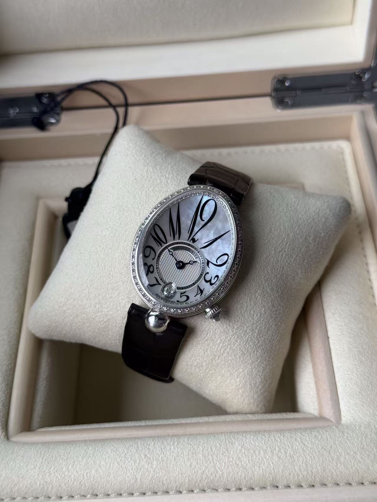 Breguet 8918BB / 58 / 864 / D00D detail 1