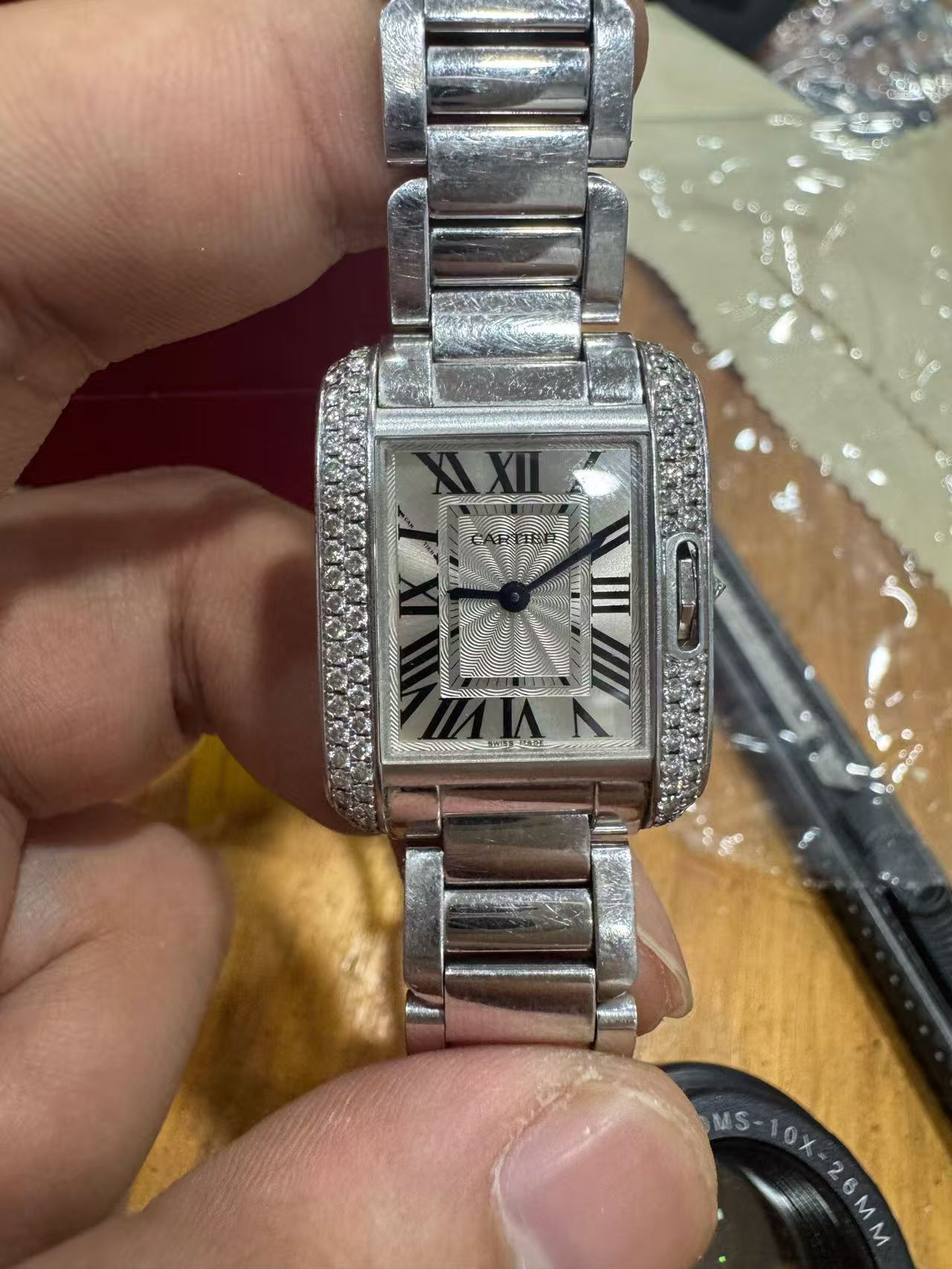 Cartier WT100008 detail 2