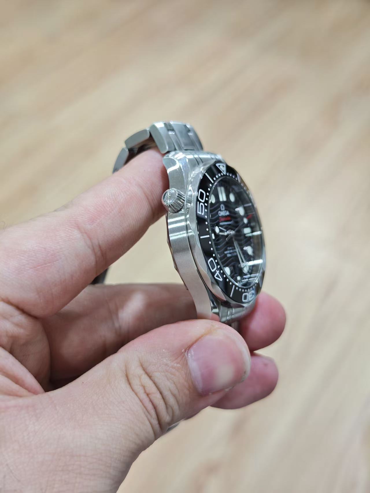 Omega 210.30.42.20.01.001 detail 7
