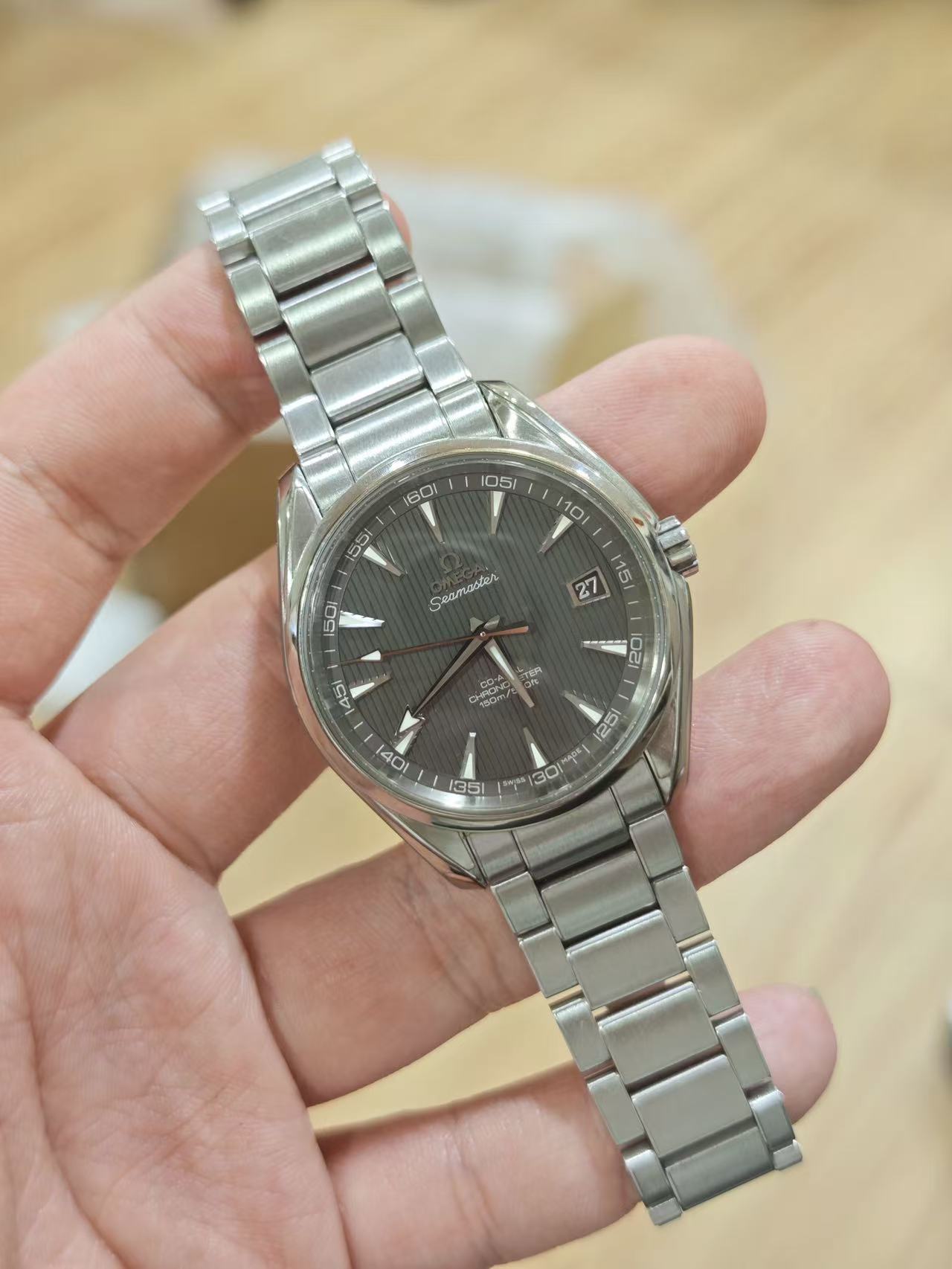Omega 231.10.42.21.06.001