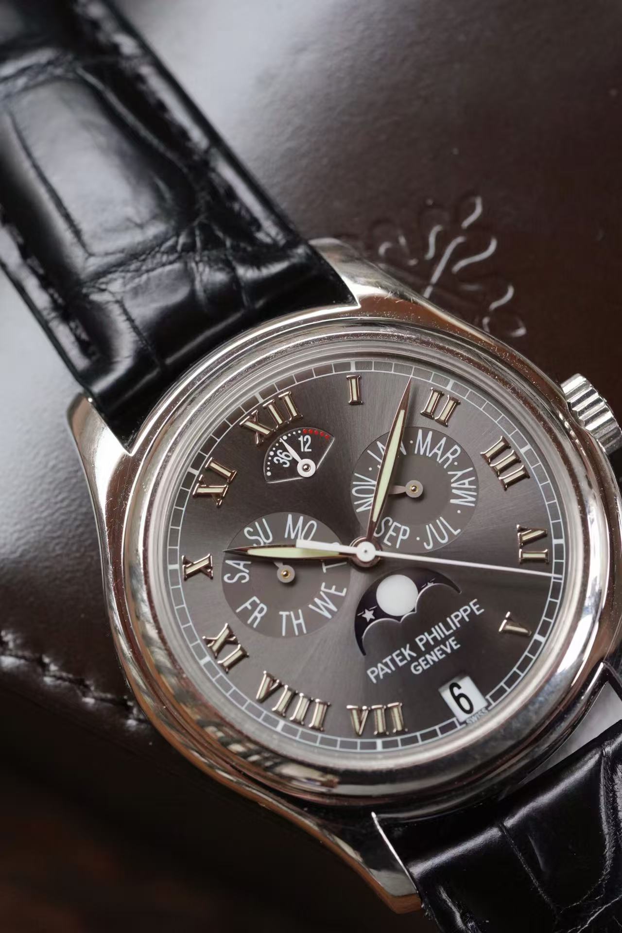 Patek Philippe 5056p detail 1