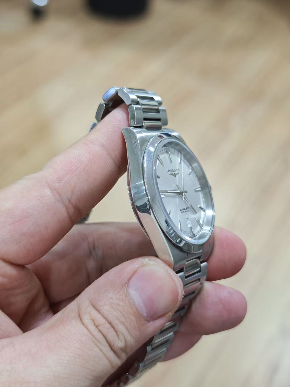 Longines L3.830.4.72.6 detail 2
