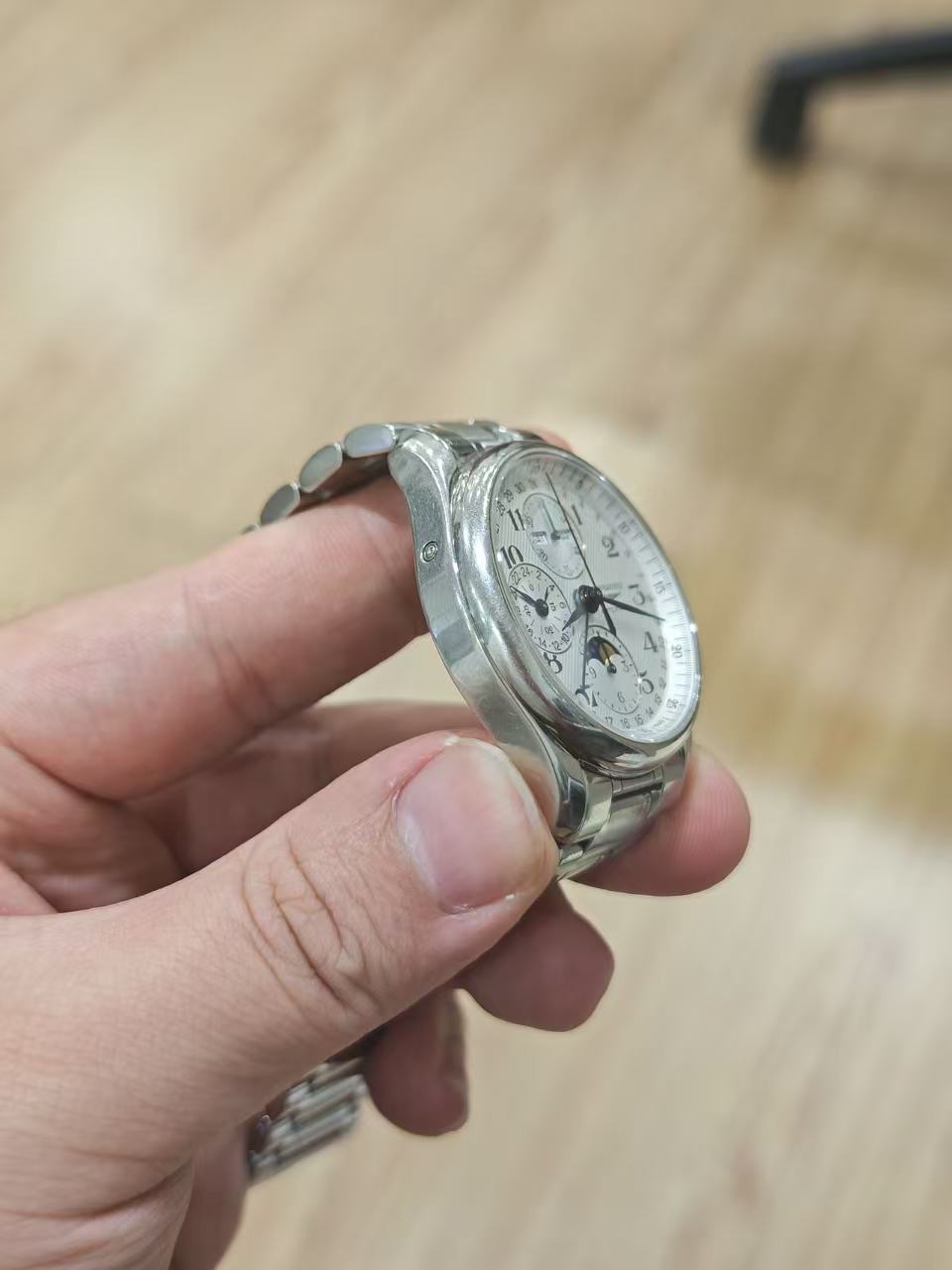 Longines L2.673.4.78.6 detail 2
