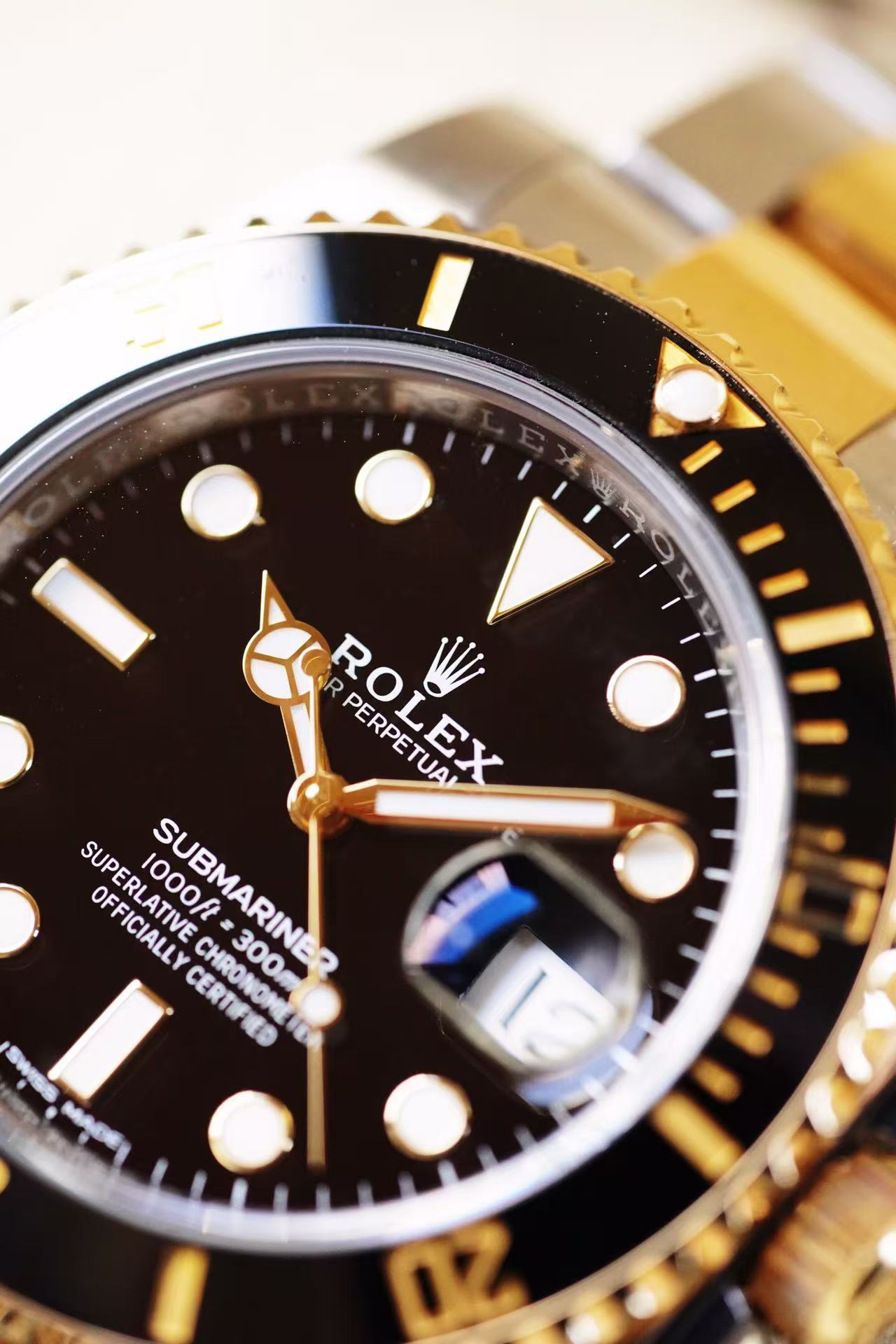 Rolex 116613 detail 7