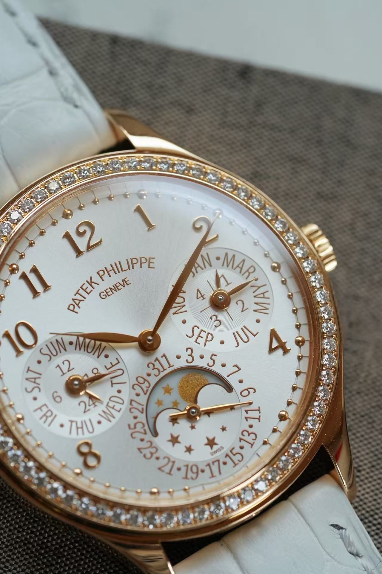 Patek Philippe 7140R-001 detail 4