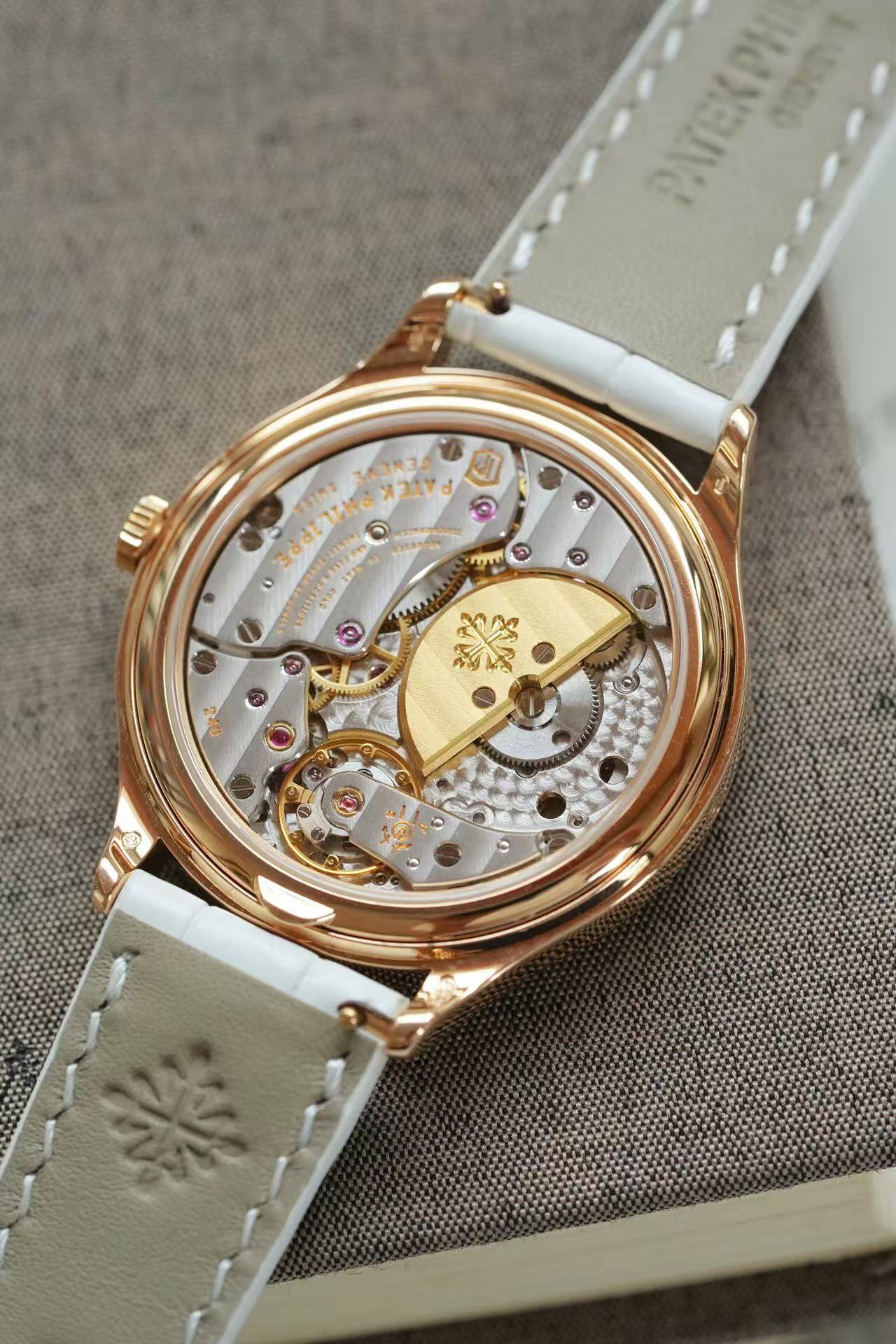 Patek Philippe 7140R-001 detail 6