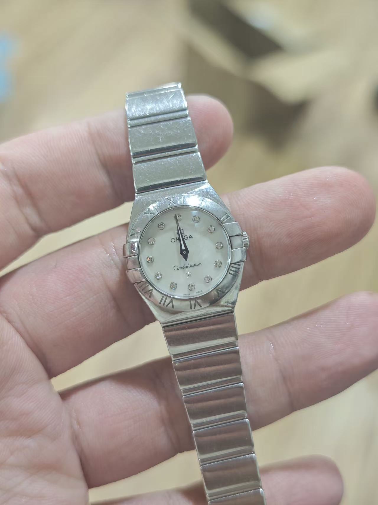 Omega 123.10.24.60.55.002 detail 3